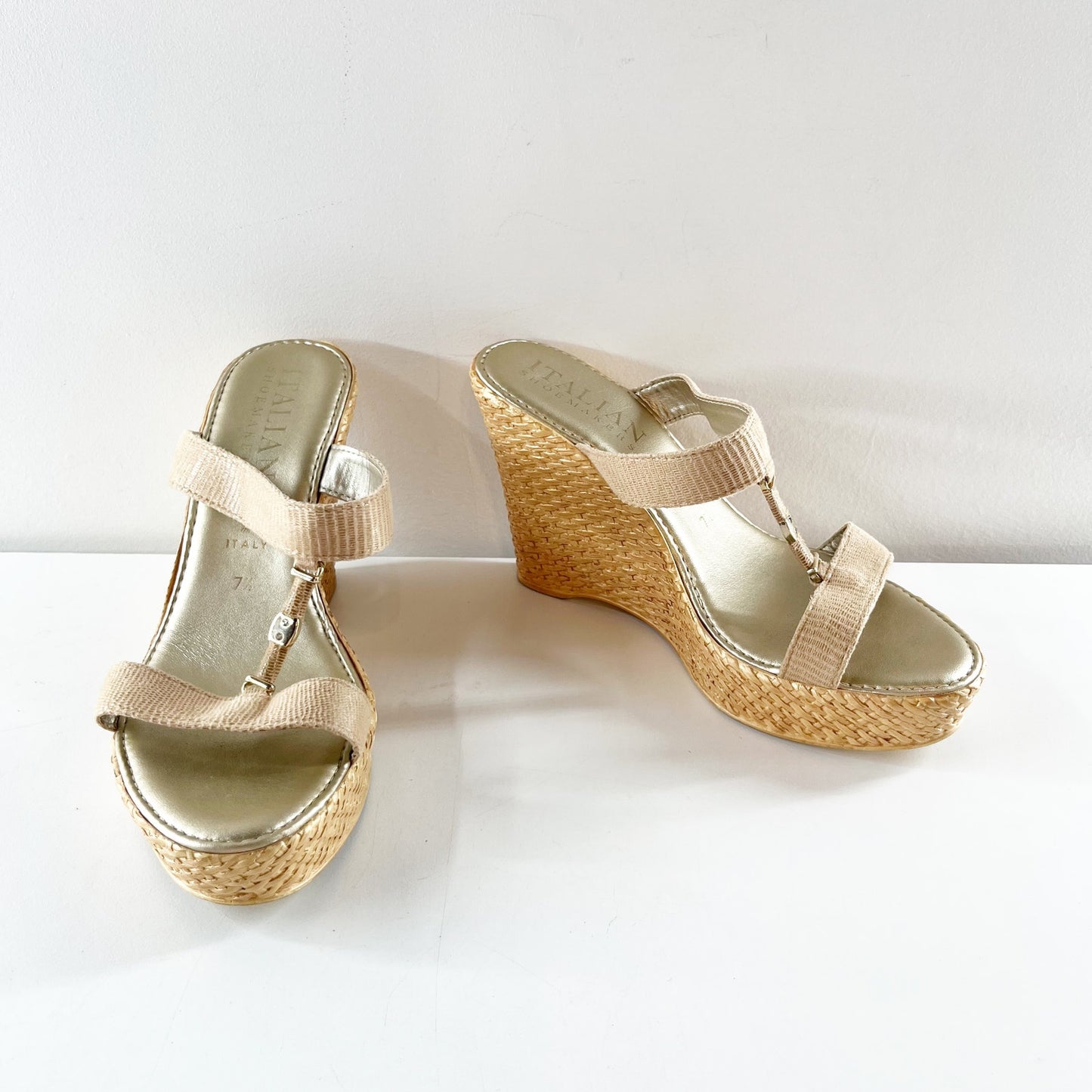 Italian Shoemakers Aida Wedge Leather Sandals Tan Beige 7.5