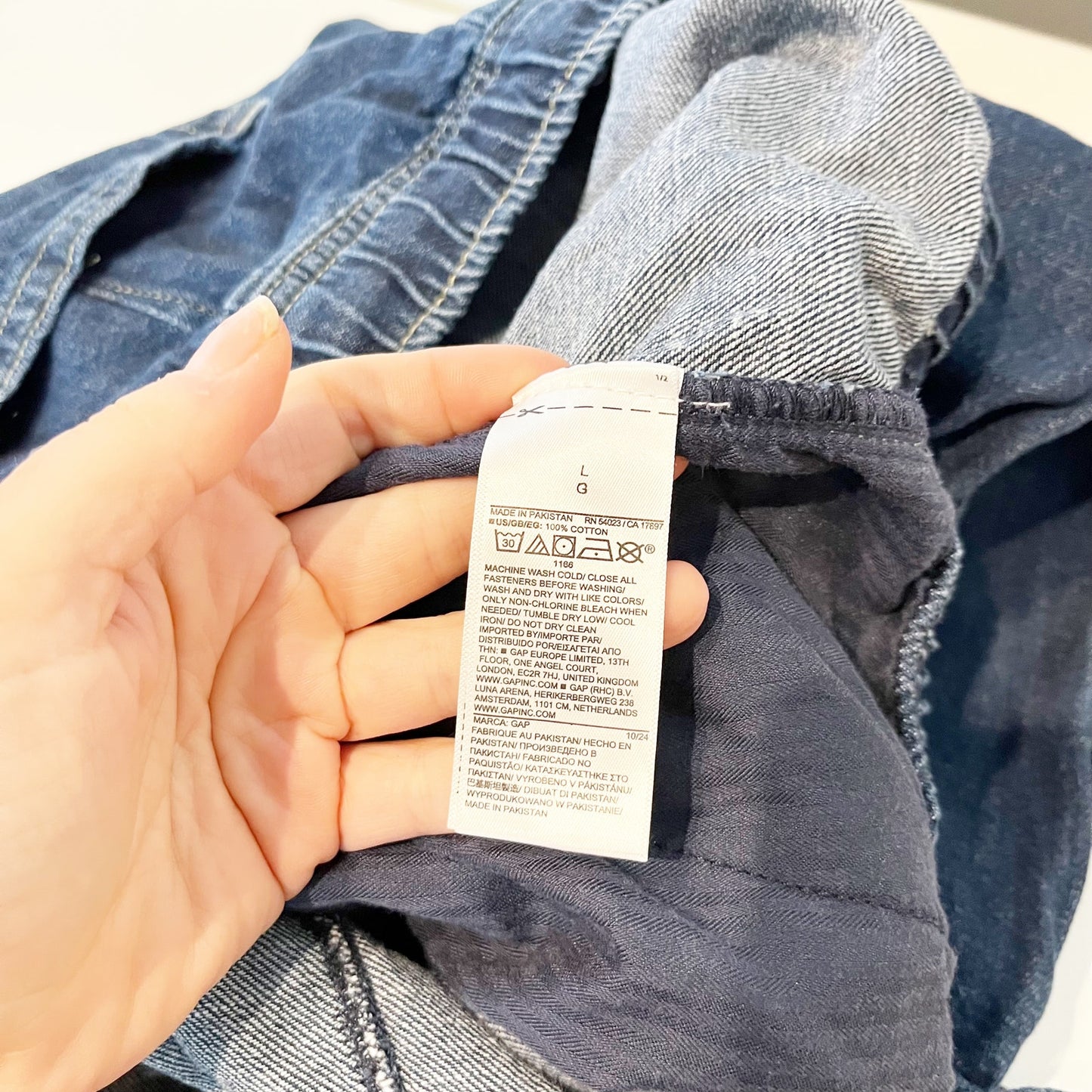 GAP Fast Horseshoe Barrel Pull On Jeans Pants Dark Indigo Blue Large