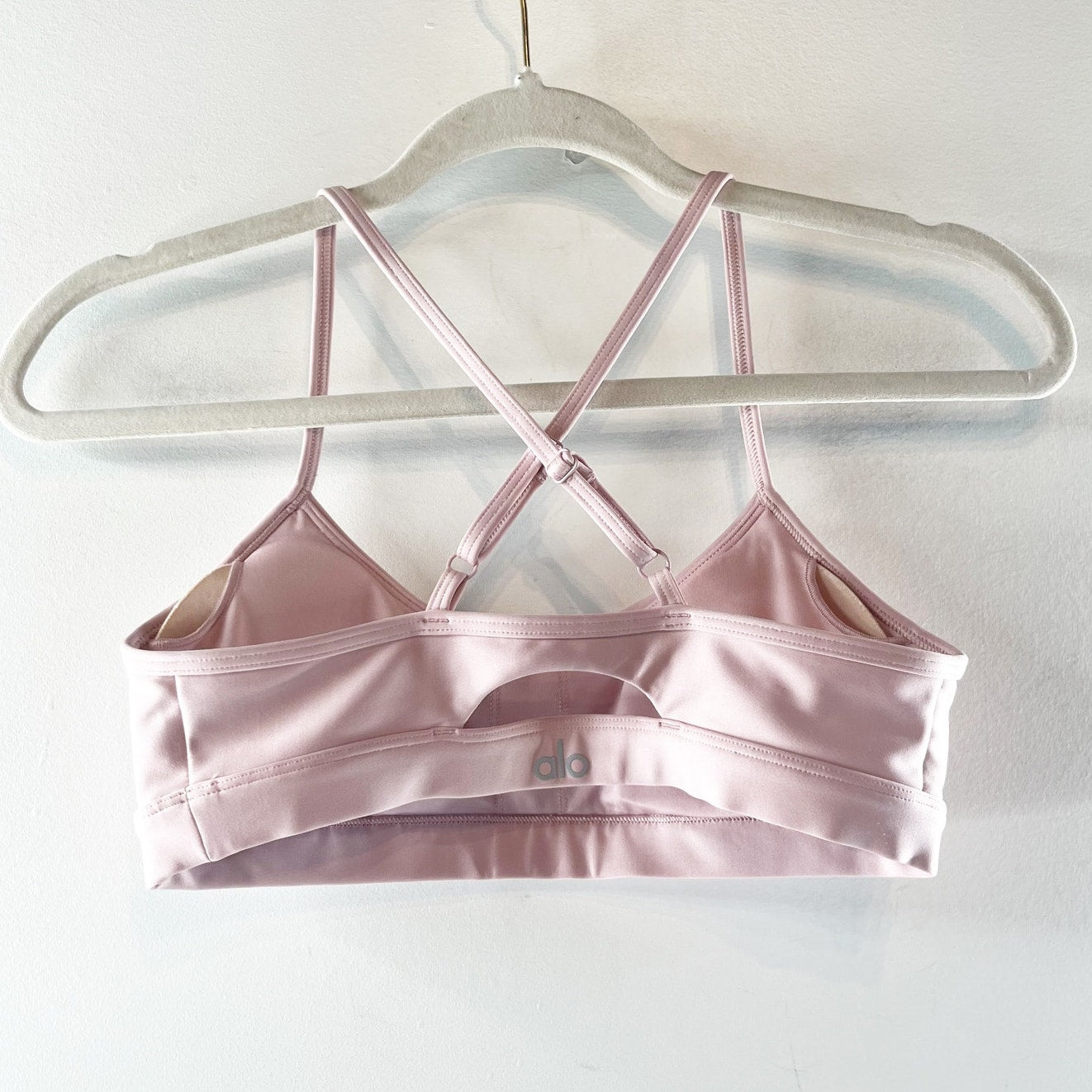 Alo Airlift Intrigue Sports Bra Vintage Pink Small