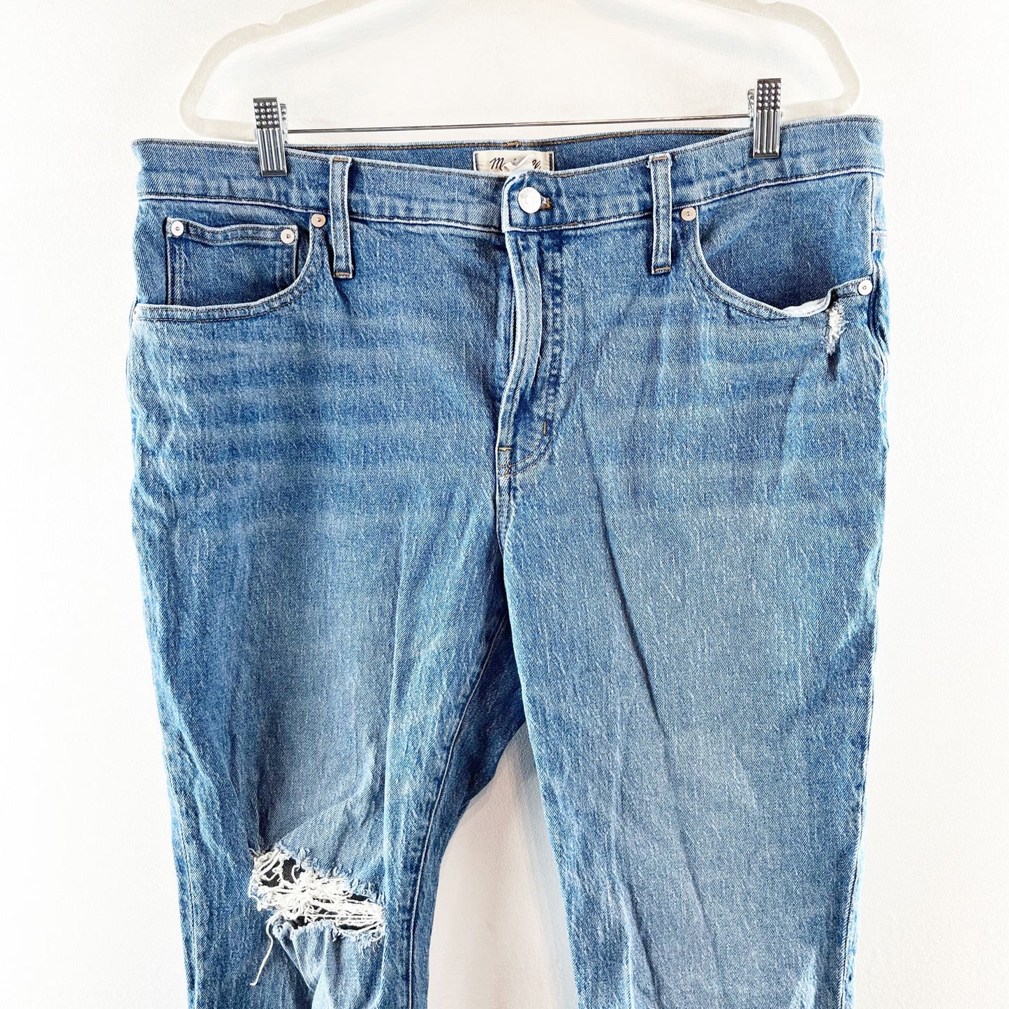 Madewell Mid-Rise Perfect Vintage Jean in Ainsdale Wash Knee-Rip Edition 33