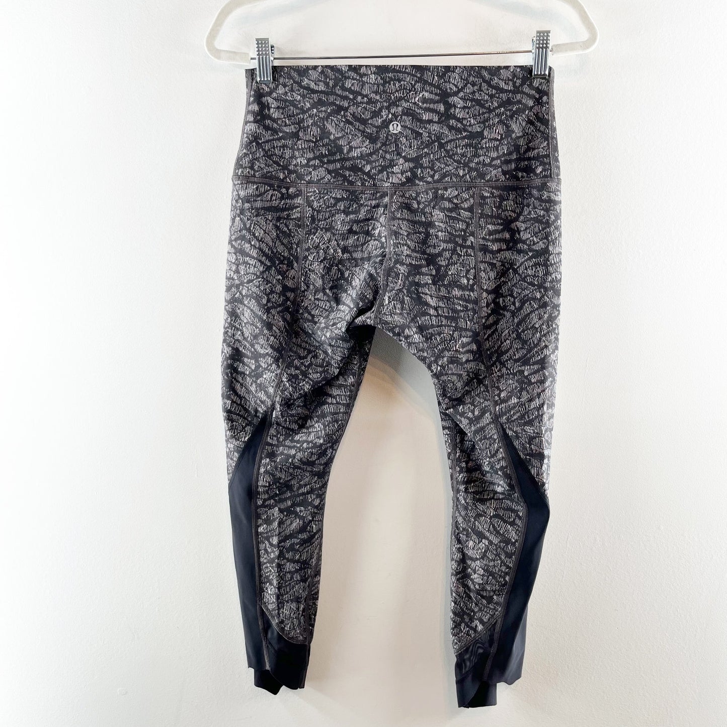 Lululemon Mid Rise Cropped Leggings Black Gray 10