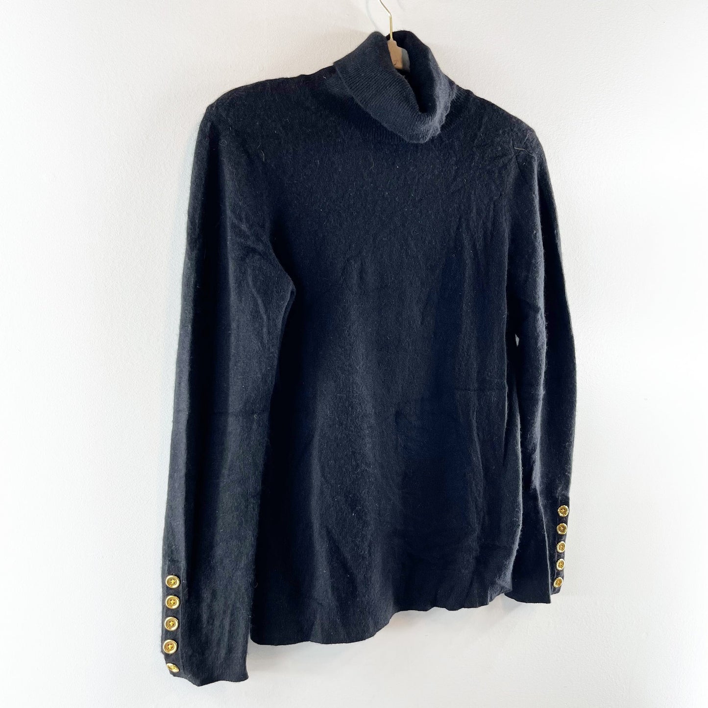 Cashmere by Bloomingdale's Turtleneck Pullover Sweater Gold Button Cuffs Black L
