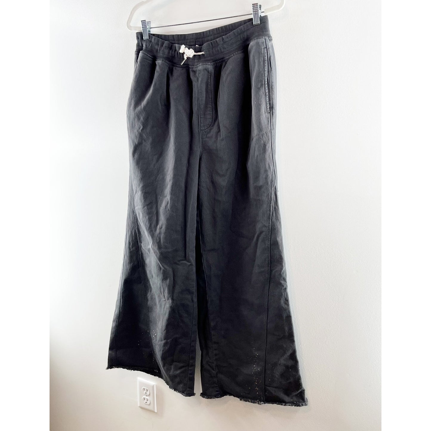Aerie Soft Landing High Rise Wide Leg Raw Hem Trouser Pants Charcoal Black Large