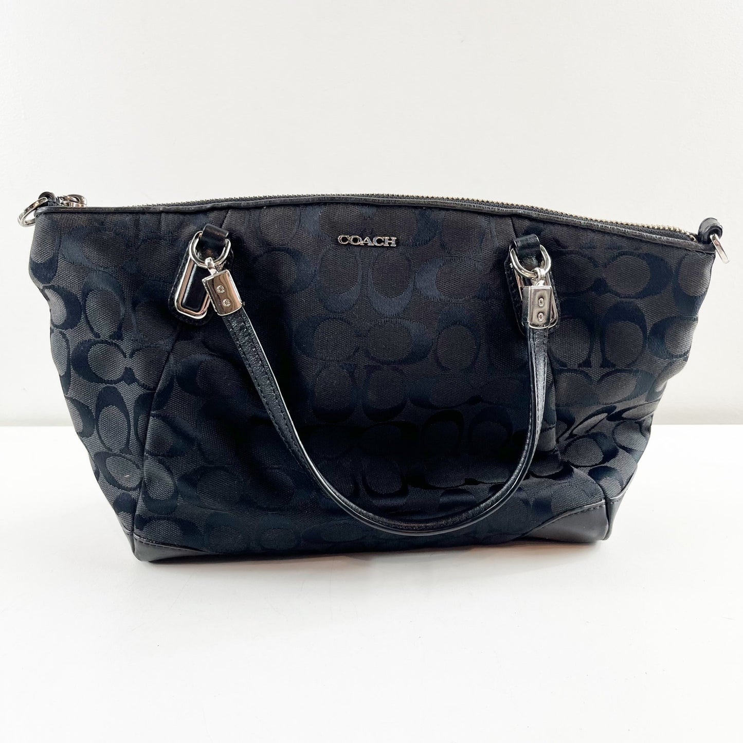 Coach Signature C Logo Madison Shoulder Tote Bag Black