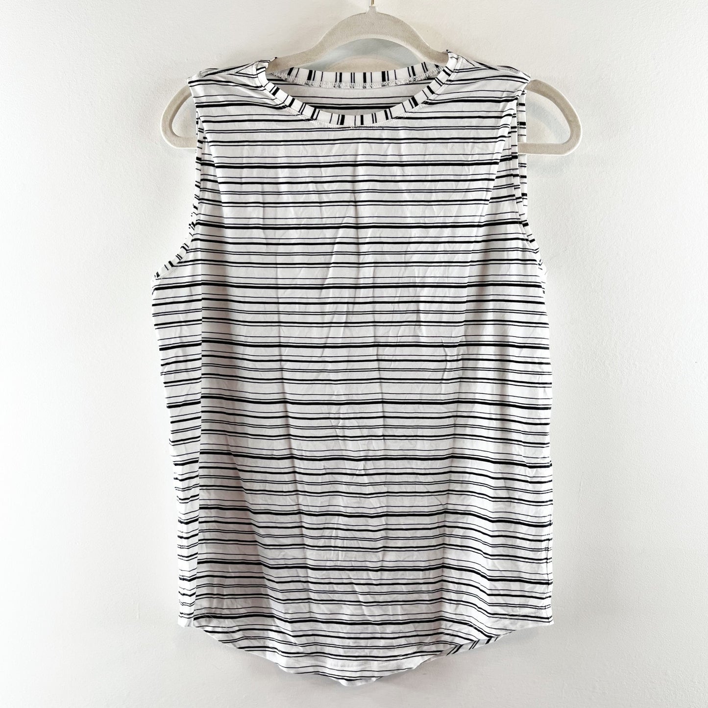 Lululemon Brunswick Muscle Tank Cut Back Stripe White Black Medium
