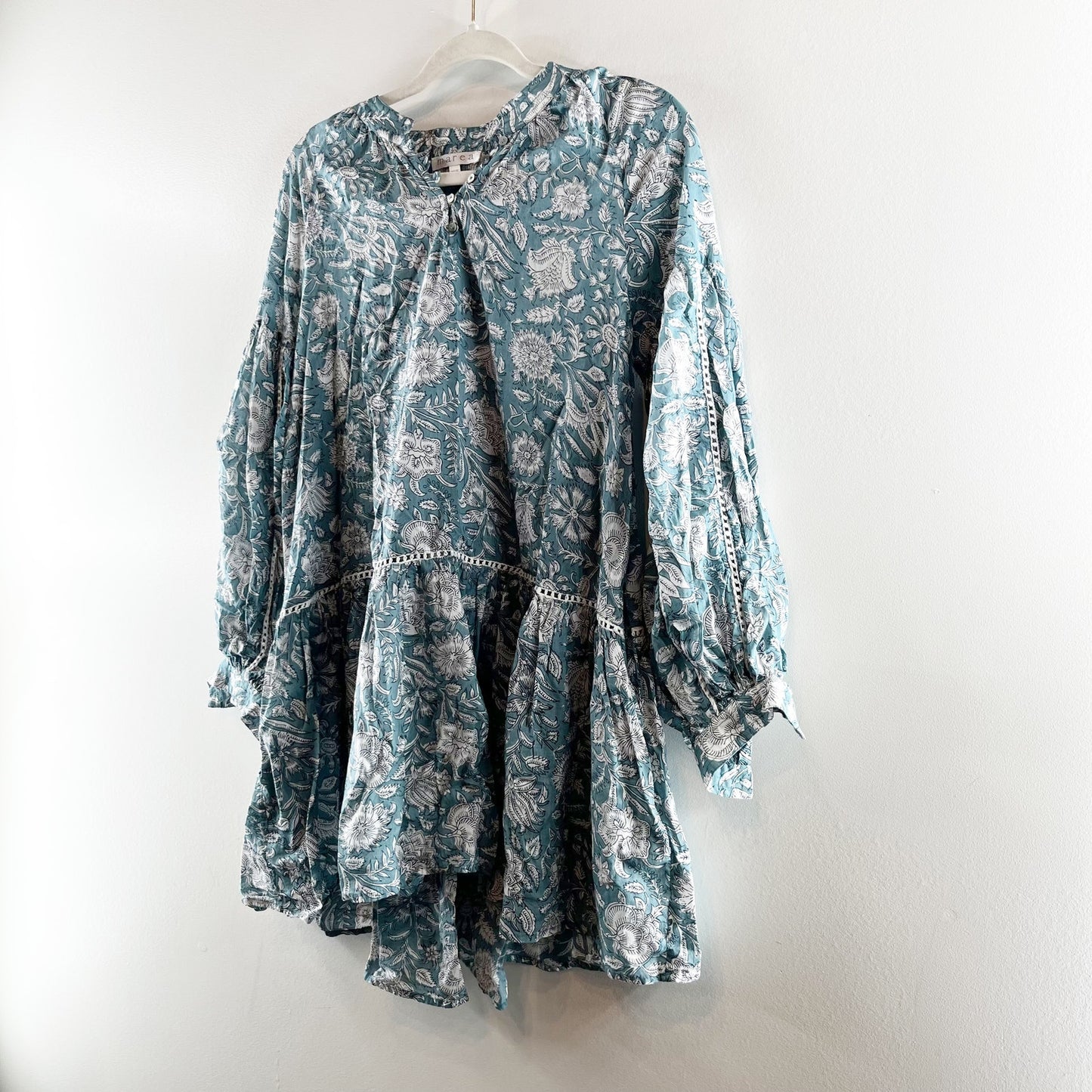 Marea The Apres Beach Long Sleeve Cotton Mini Dress in Blue Hibiscus XS / S
