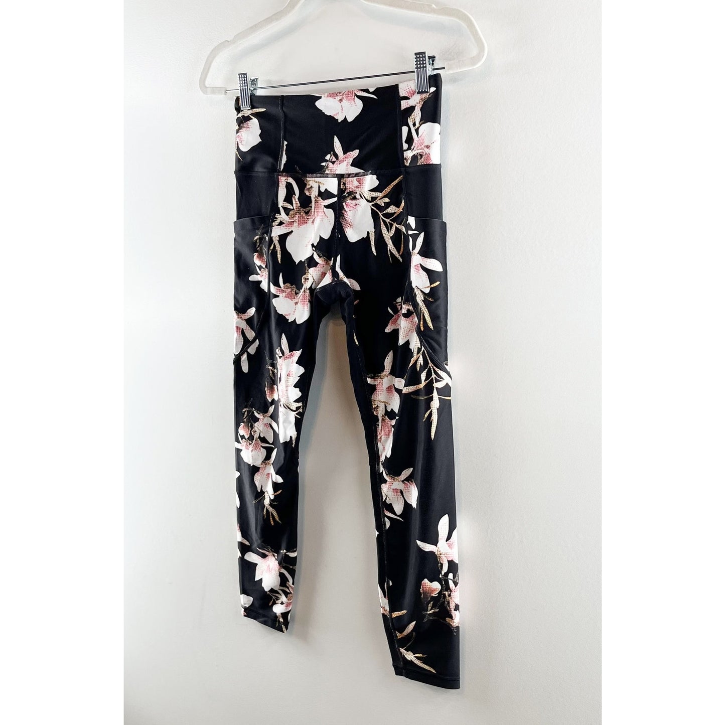Athleta Magnolia Salutation Stash Pocket Leggings Floral Black Small