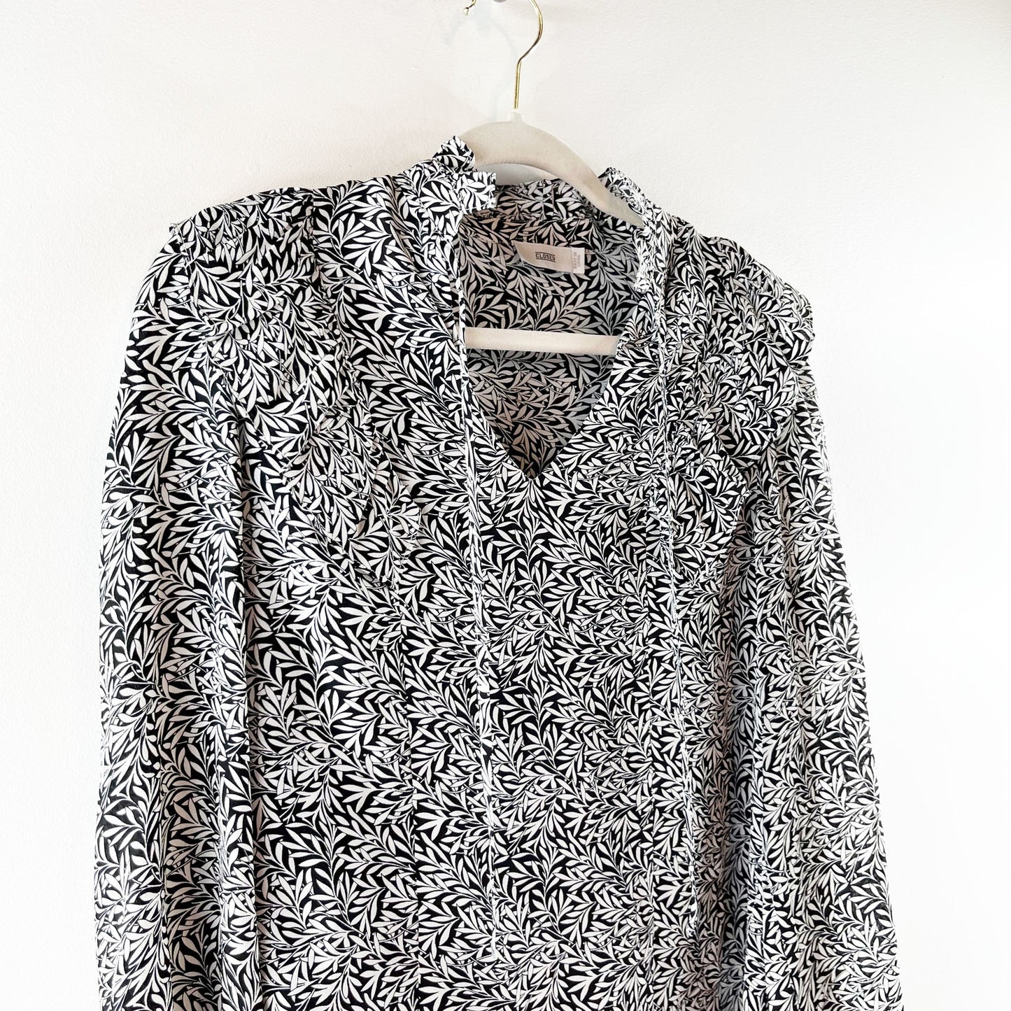Closed Long Sleeve Printed Viscose Silk Blouse Black White XXS