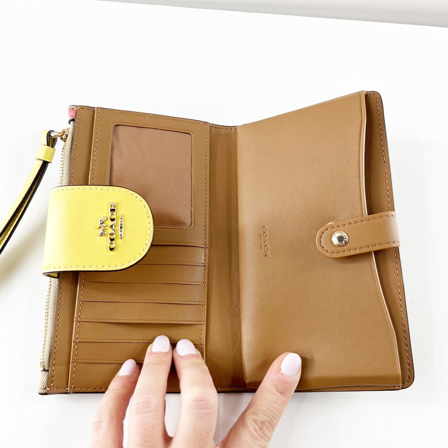 Coach Phone Wallet Wristlet Signature Canvas C Dreamy Veggie Print Yellow Tan