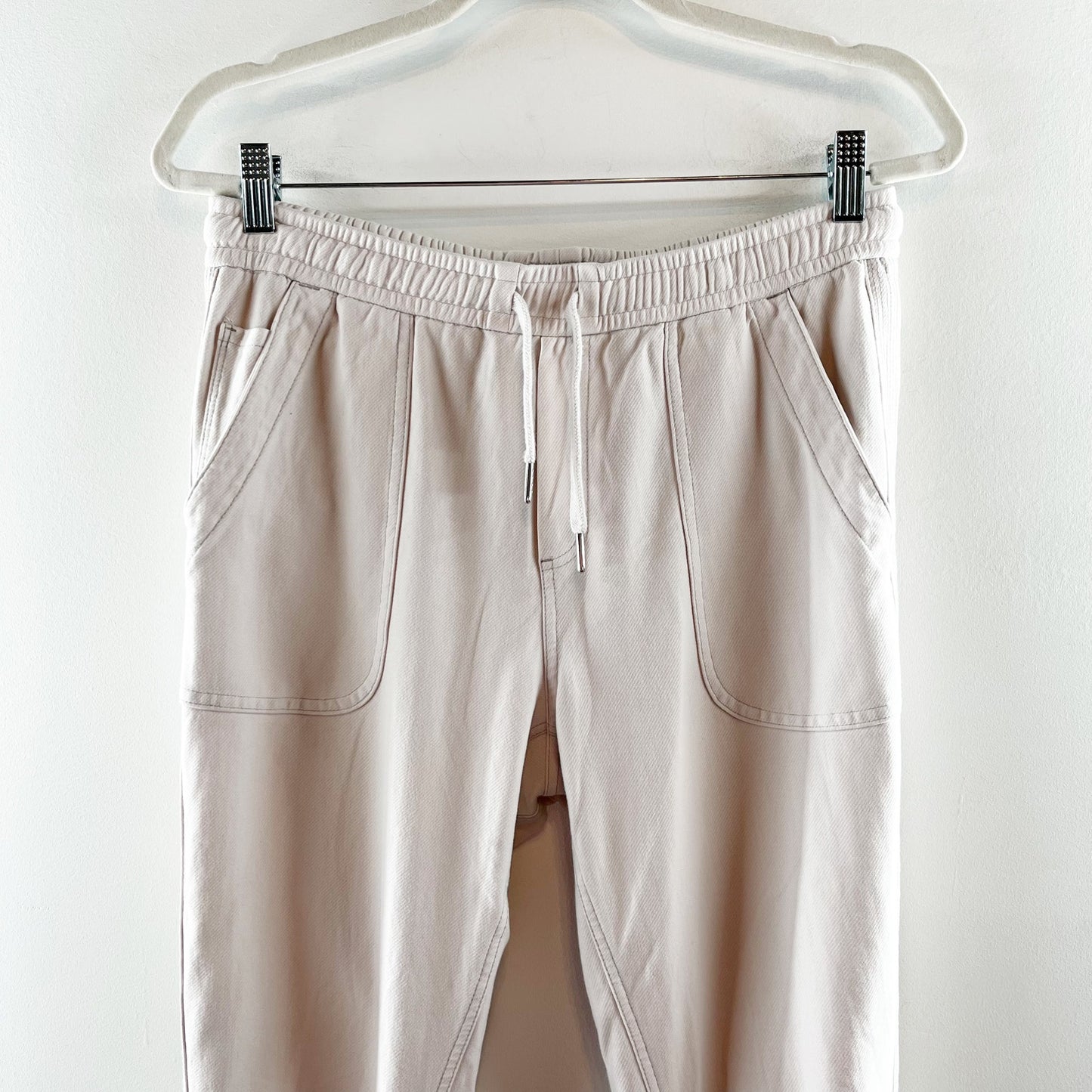 Athleta High Rise Farallon Jogger Pants Magnolia White Cream 10