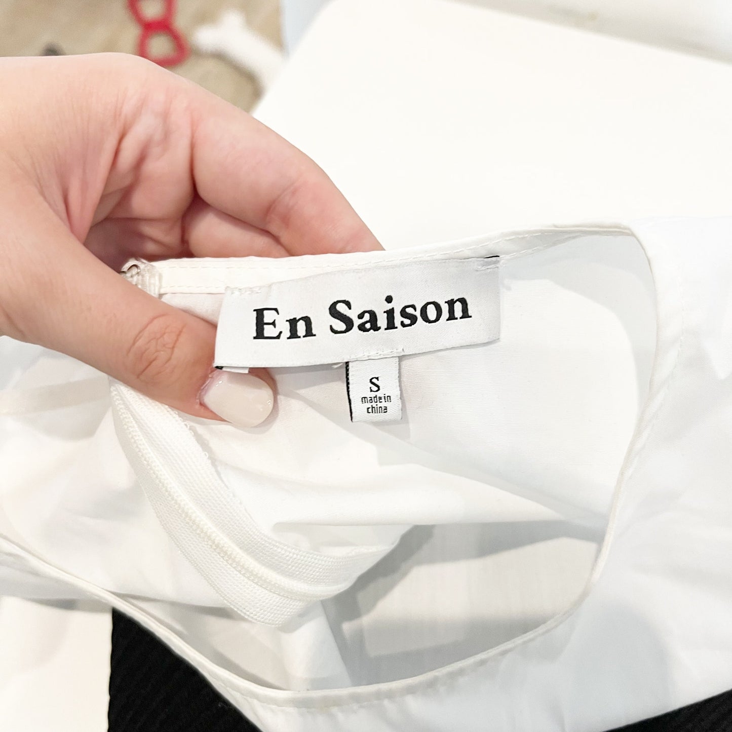 En Saison Mixed Media Long Sleeve Sweetheart Neck Top White Black Small