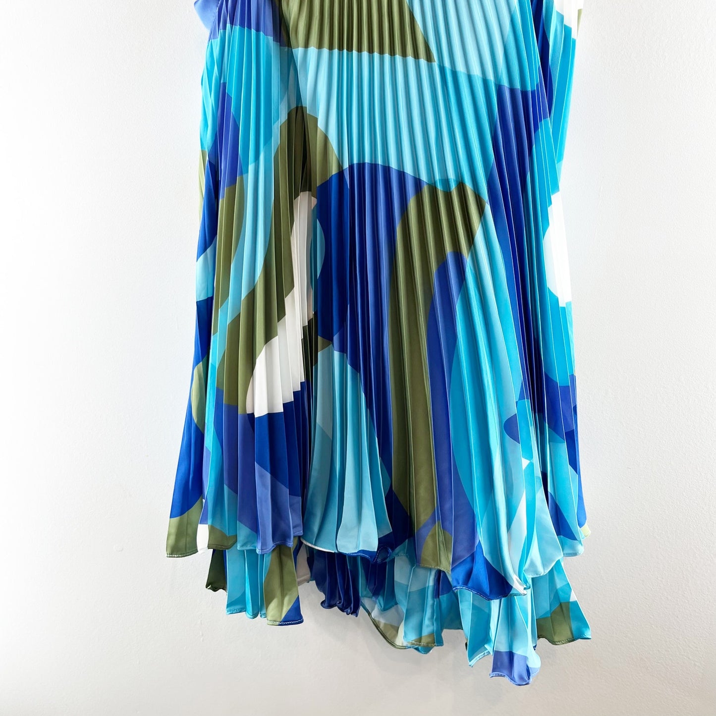 Hutch Anthropologie Tie Straps Abstract Printed Pleated Lined Romper Blue Large