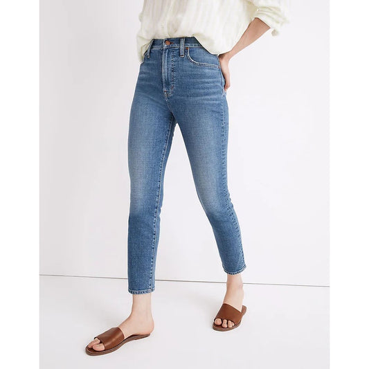 Madewell The Perfect Vintage Crop Jean in Sandford Wash: Summerweight Edition 29