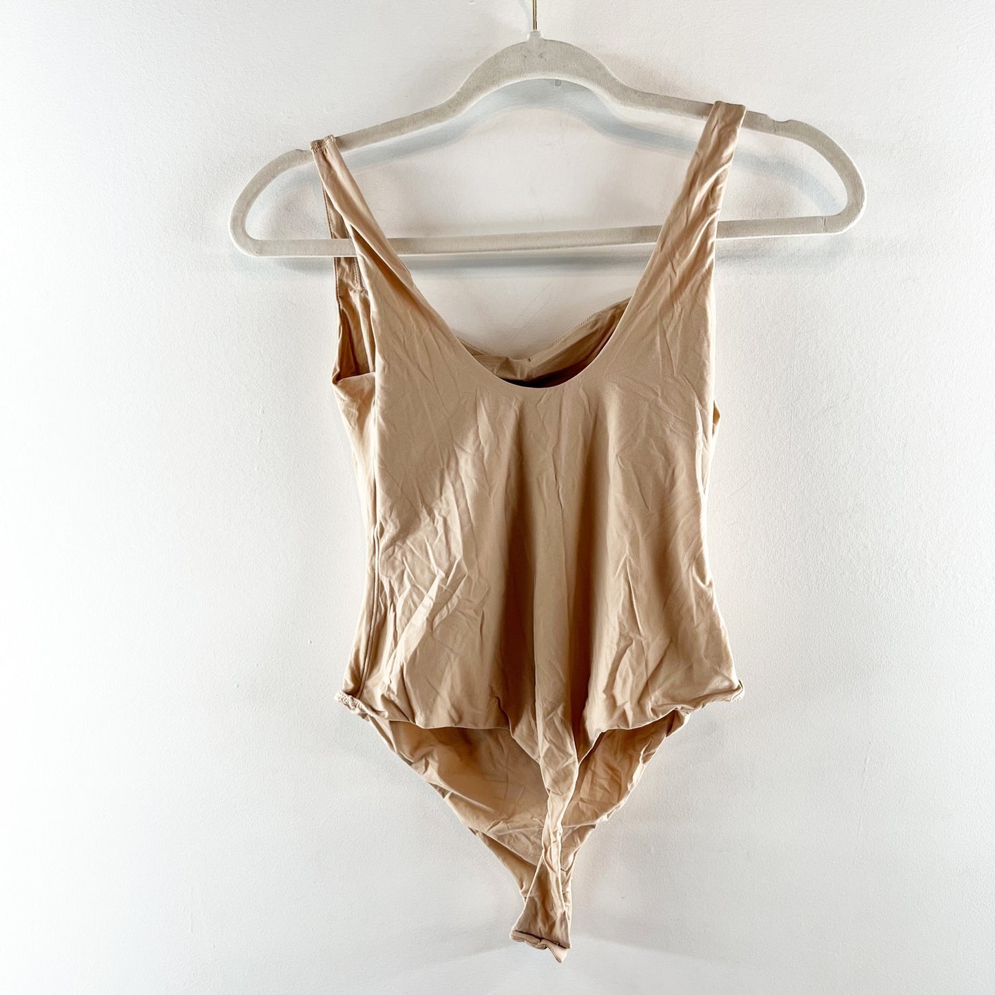 Skims Fits Everybody Square Neck Low Scoop Back Thong Bodysuit Clay Large