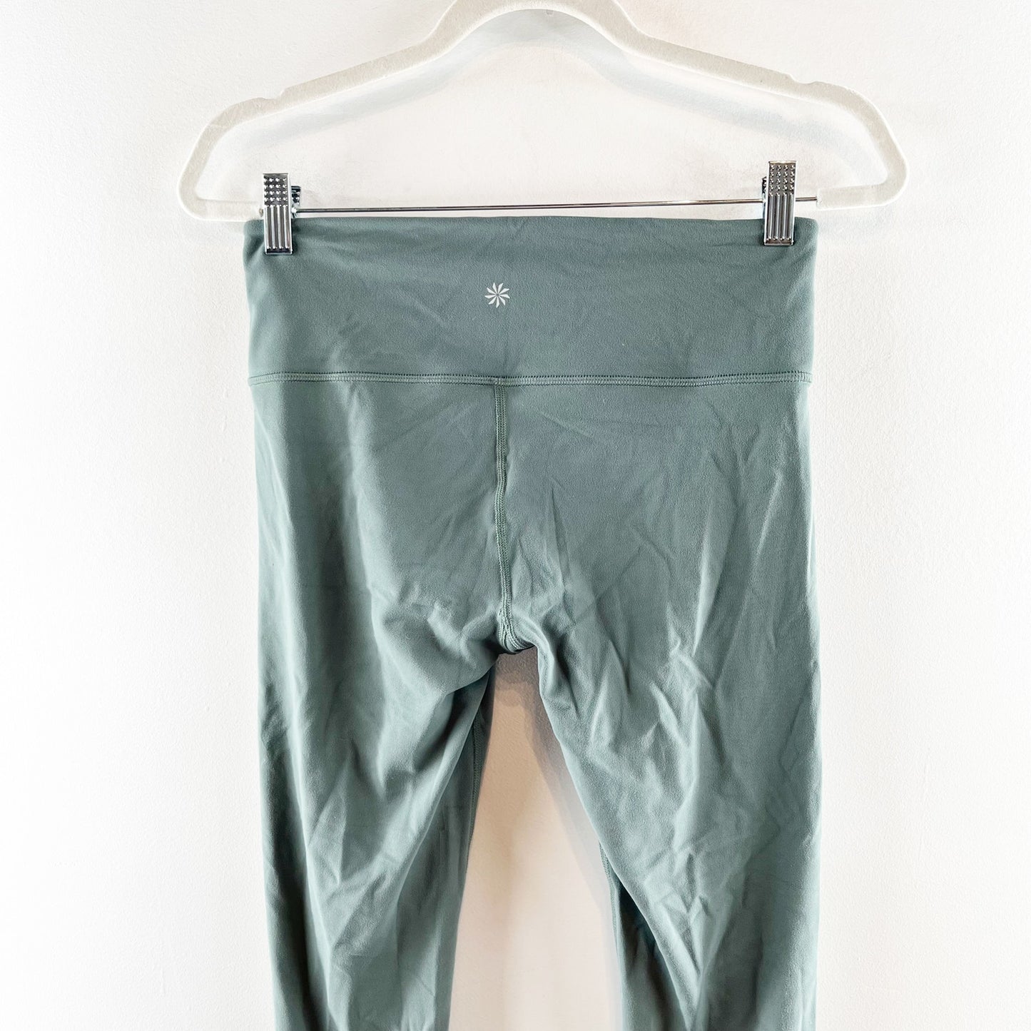 Athleta Savasana Macrame Set Sport Bra Leggings Maritime Pine Green Small