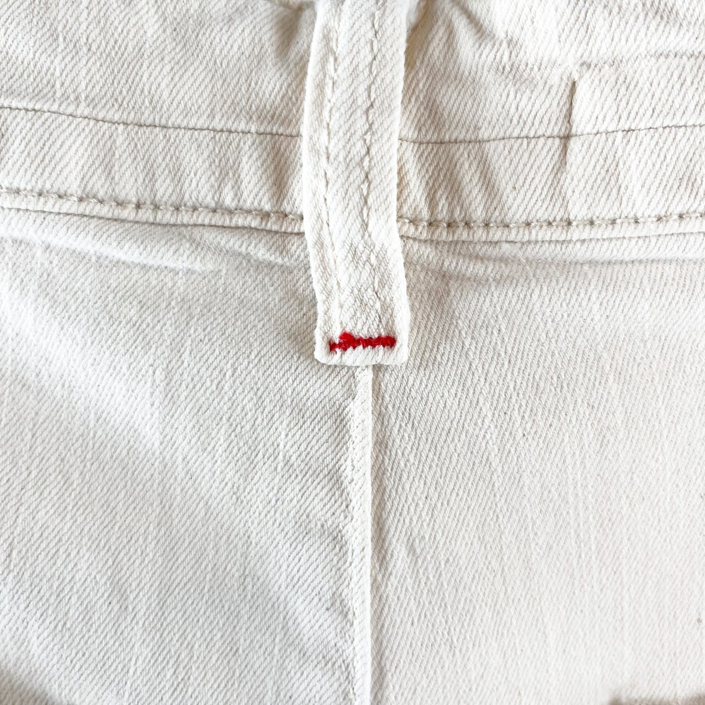 Pilcro and the Letterpress Slim Boyfriend High Rise Button Fly Shorts Cream 30