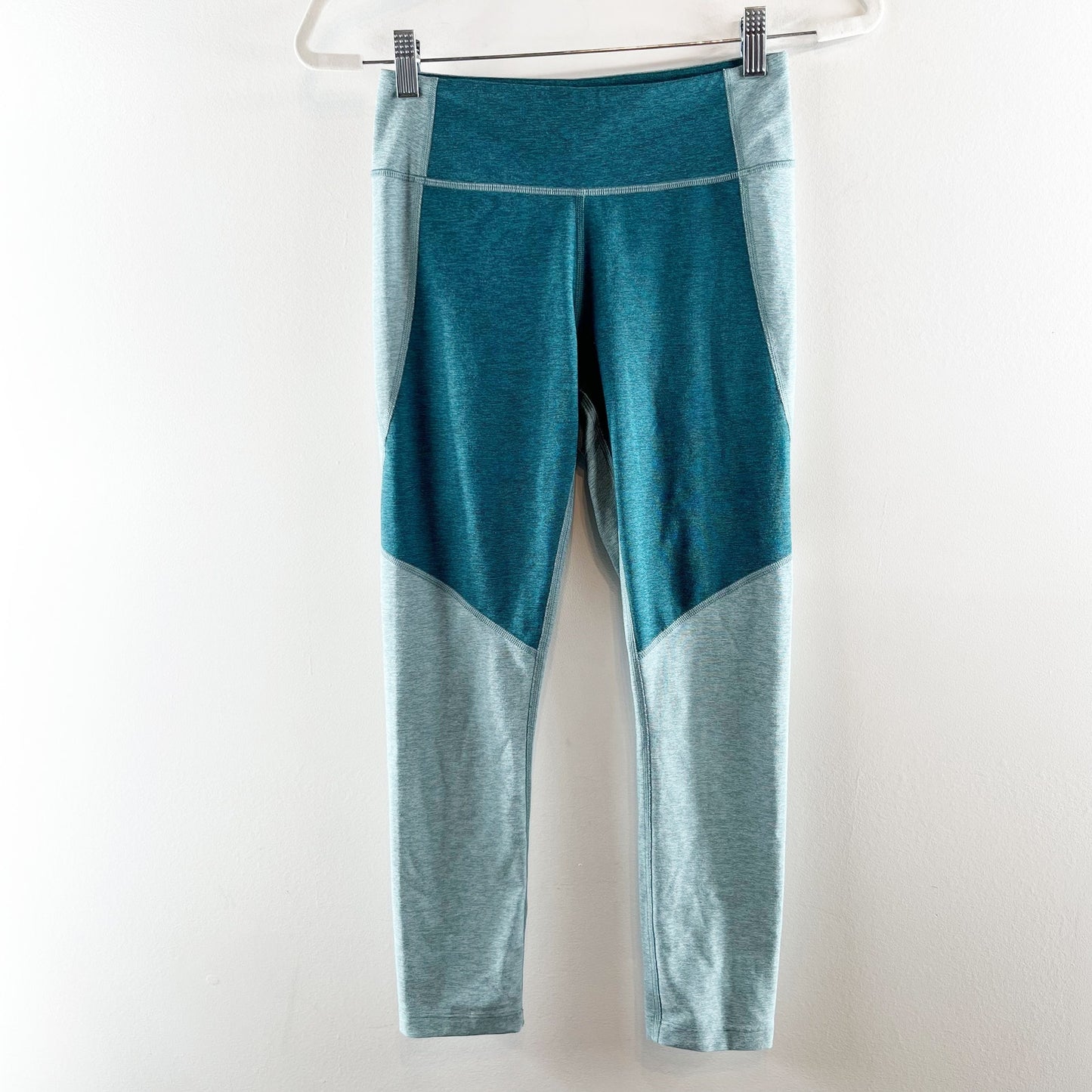 Madewell x Outdoor Voices Warmup Leggings and Athena Crop Tank Green Small