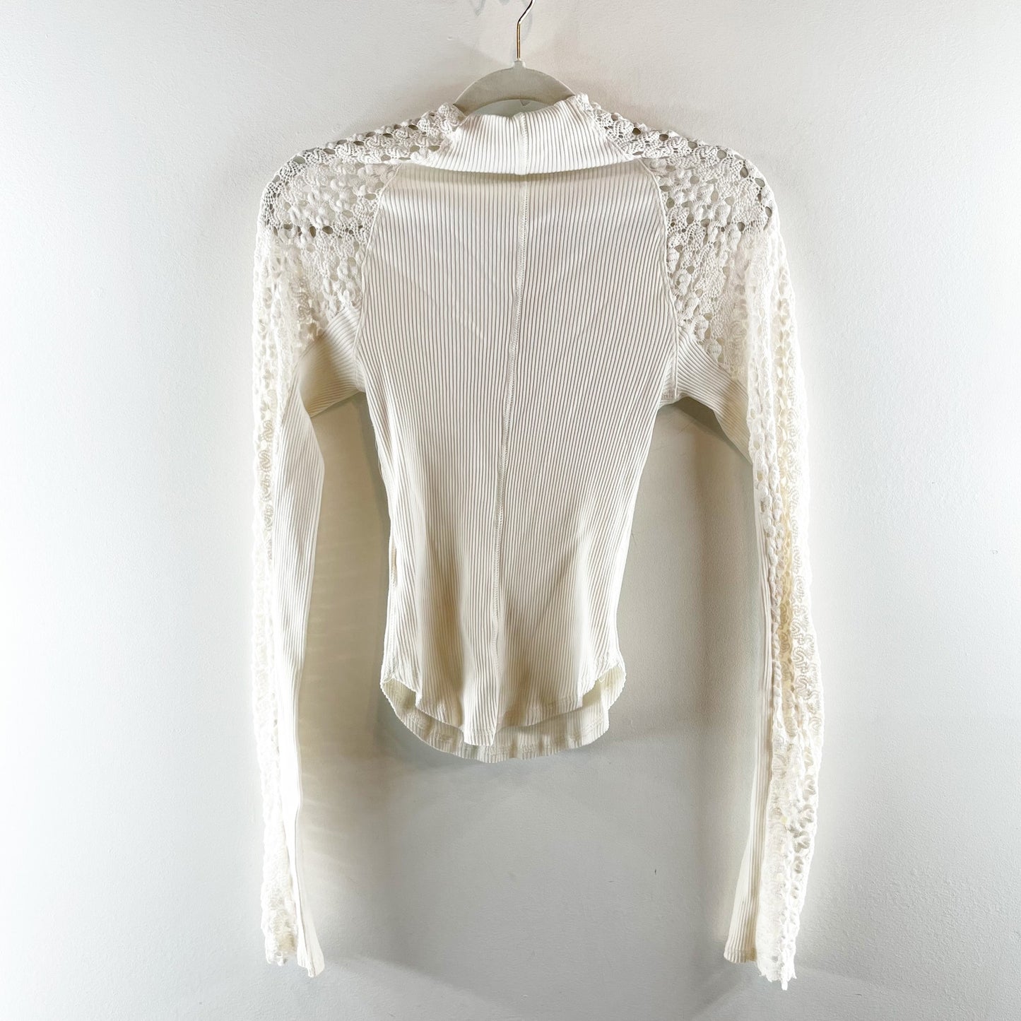 Free People Clemente Floral Lace Sleeve Mock Neck Ribbed Top White Medium