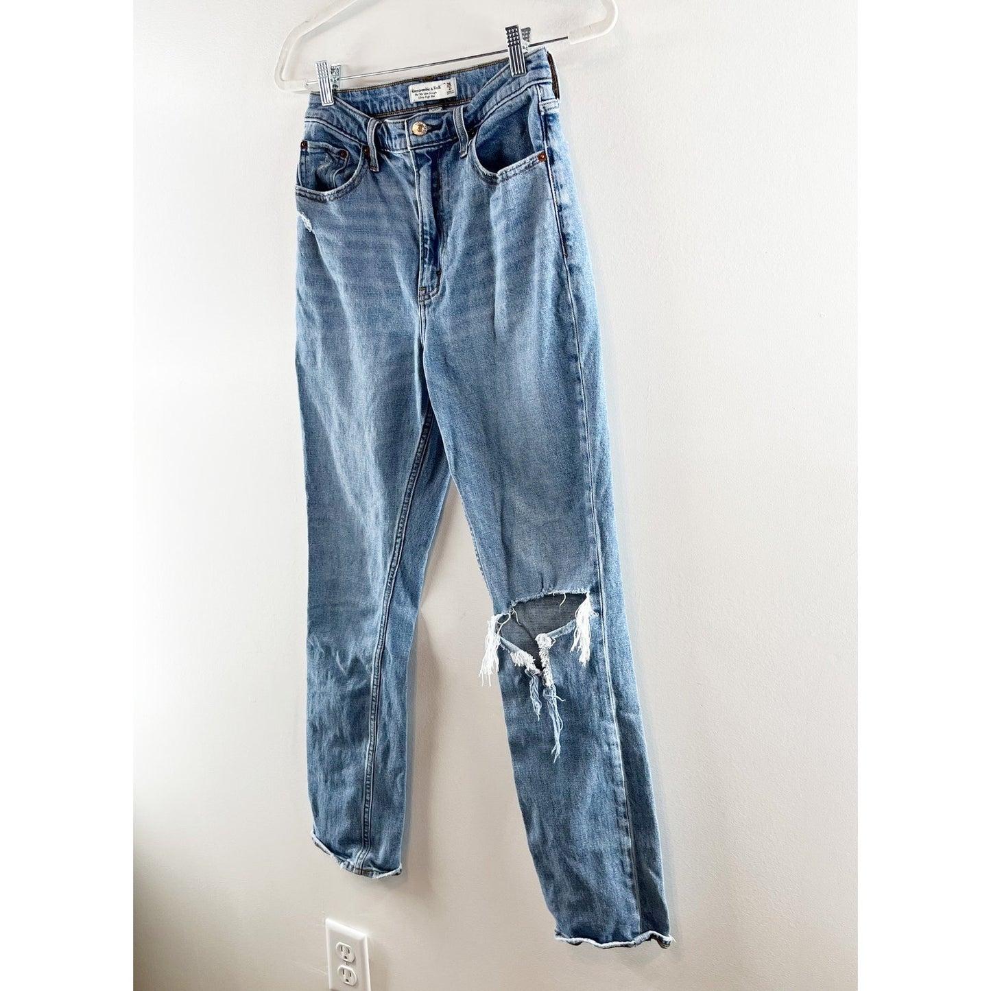 Abercrombie '90s Slim Straight Ultra High Rise Curve Love Jeans Blue 2 / 26