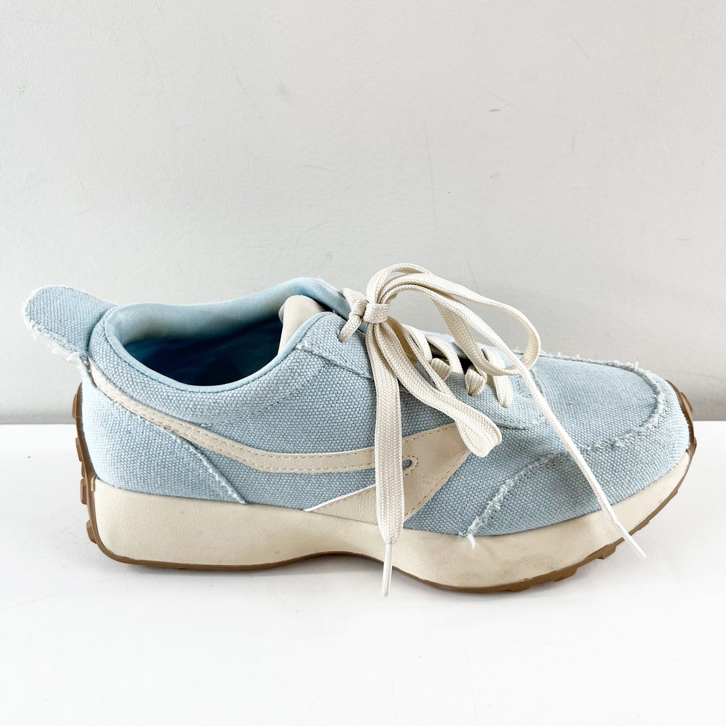 Dolce Vita DV Braiden Low Top Running Sneaker Shoes Light Blue White 8
