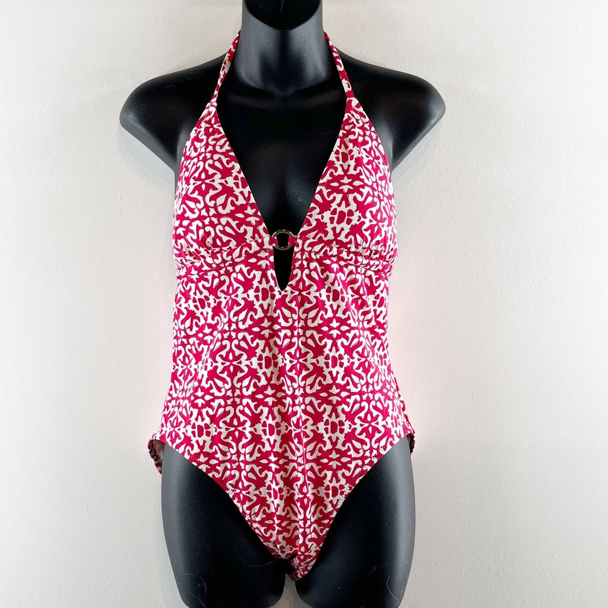 Vineyard Vines Open Back Halter One-Piece Swimsuit Tile Lighthouse Red Medium