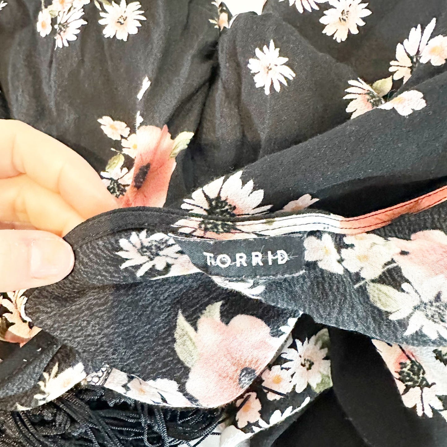 Torrid Kimono Sleeve Crochet Fringe Duster Floral Black 3X