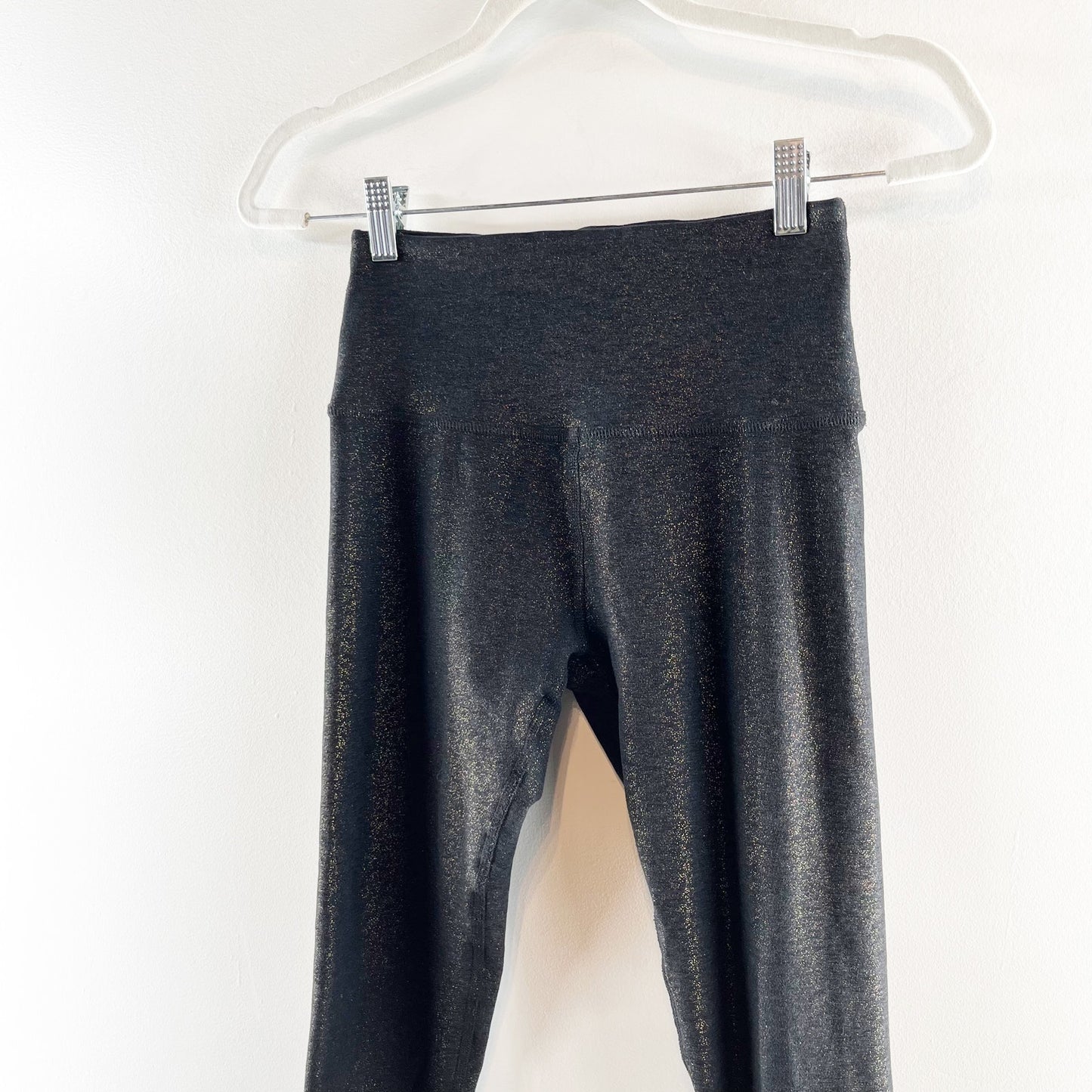 Beyond Yoga Softshine High Waisted Midi Foil Glitter Leggings Gray Medium