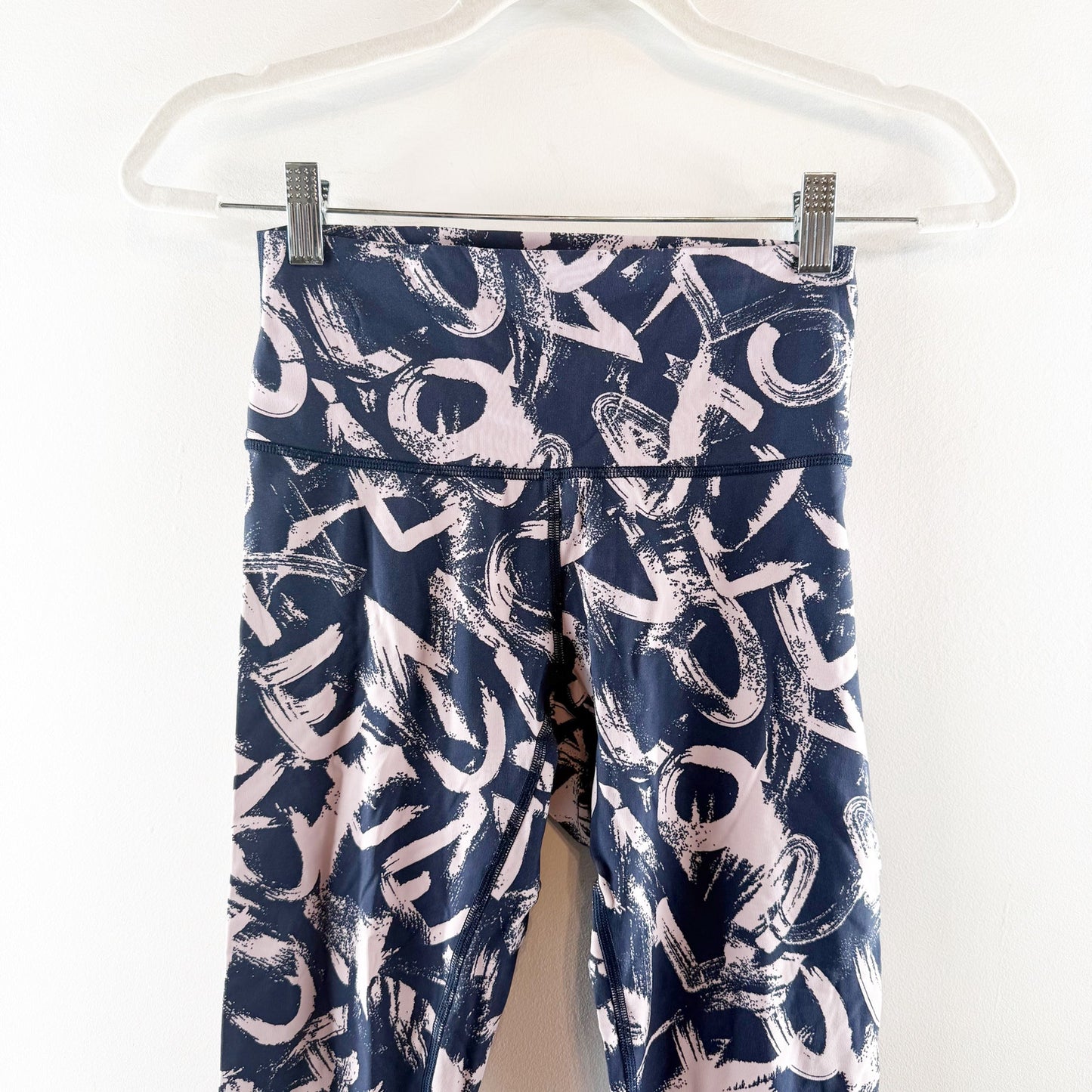 Lululemon Wunder Under Crop Luxtreme 21" Graffiti Pop Antoinette True Navy 6