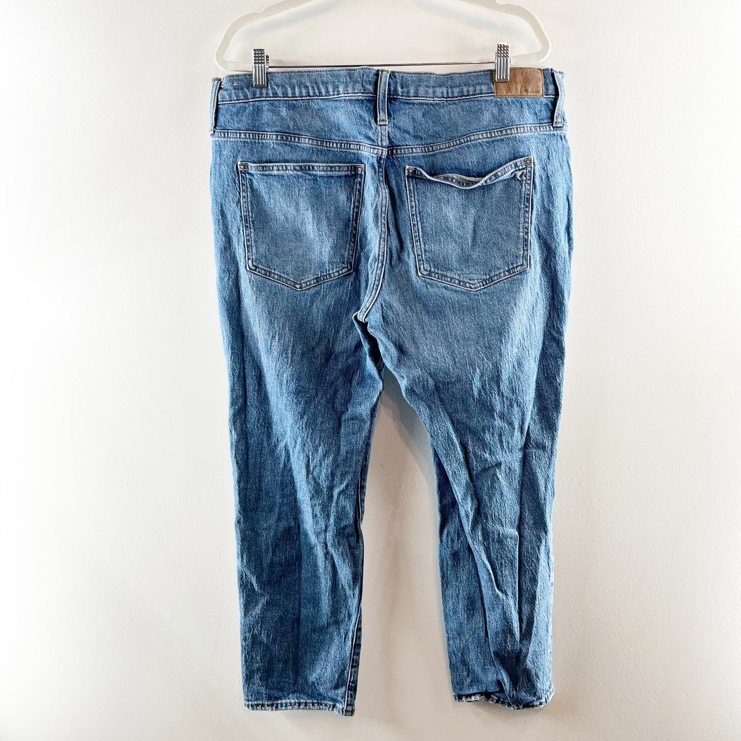 Madewell Mid-Rise Perfect Vintage Jean in Ainsdale Wash Knee-Rip Edition 33