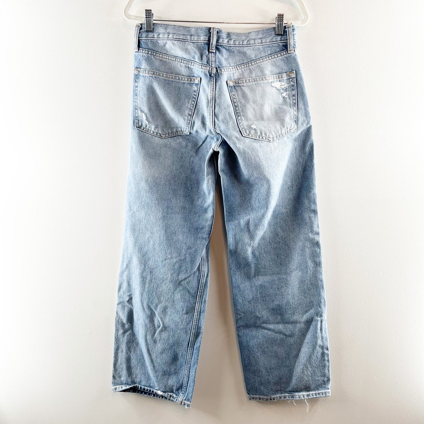 Gap Low Rise Distressed Denim Stride Wide-Leg Jeans Light Indigo Blue 27 / 4