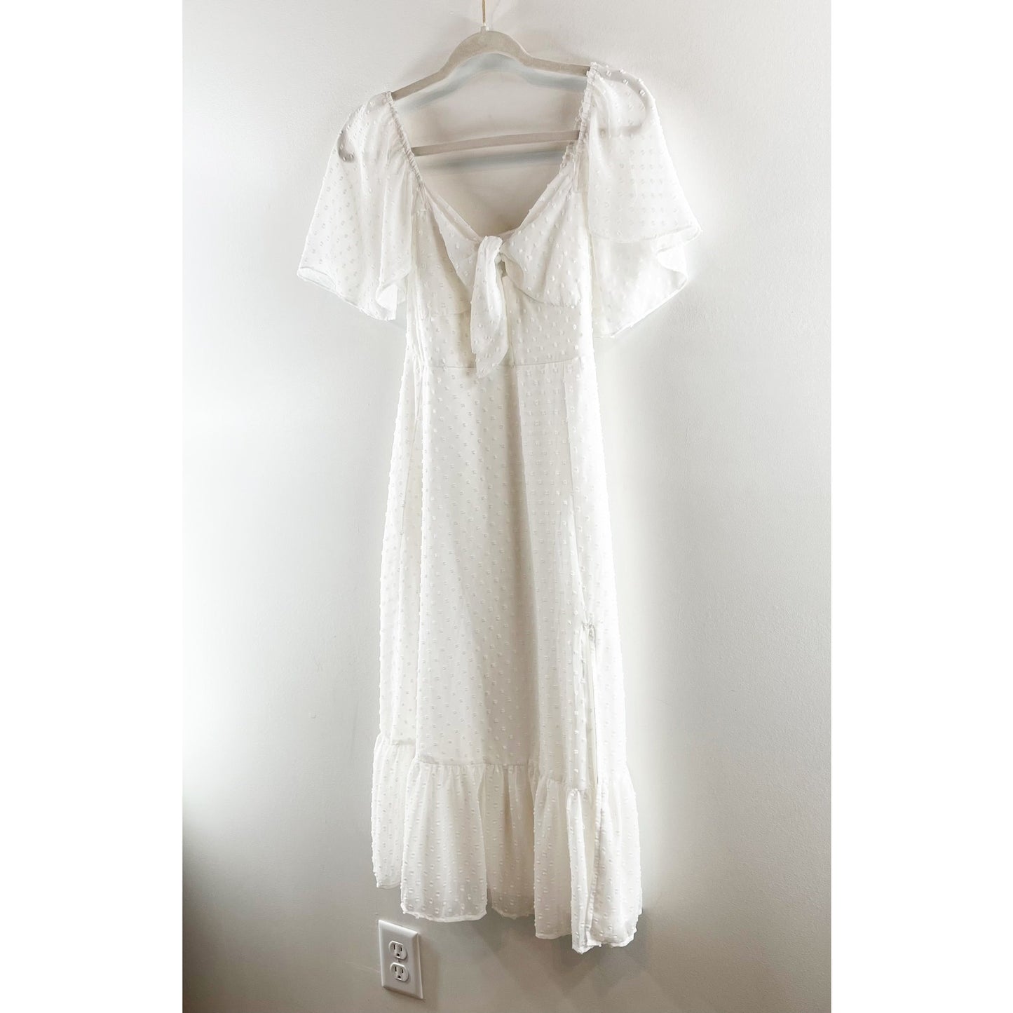 Lulus Short Flutter Sleeve Swiss Dot Midi Dress White XS