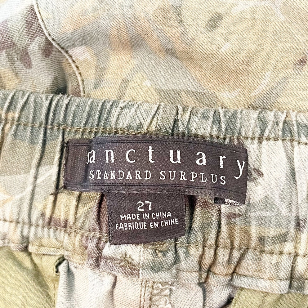 Sanctuary Camo Foliage Cargo High Rise Jogger Pants Green 27 / 4