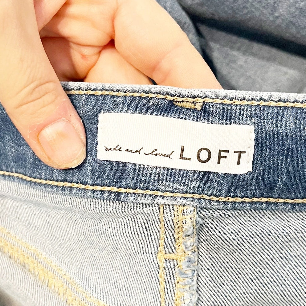 LOFT High Rise Curvy Kick Crop Raw Hem Jeans Blue 2 / 26