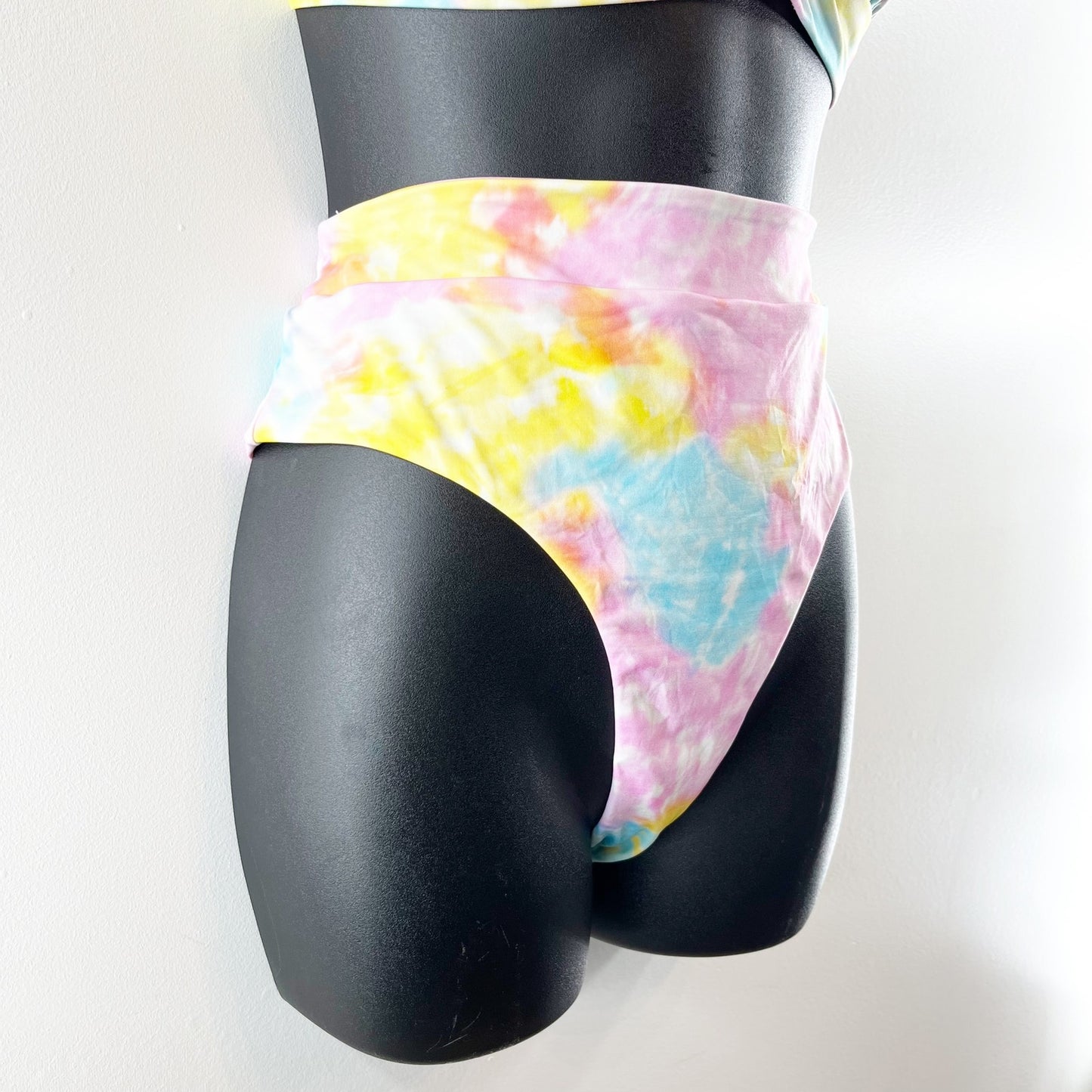Banana Moon Triangle Tie Dye High Waisted Bikini Swimsuit Blue Pink Yellow Large