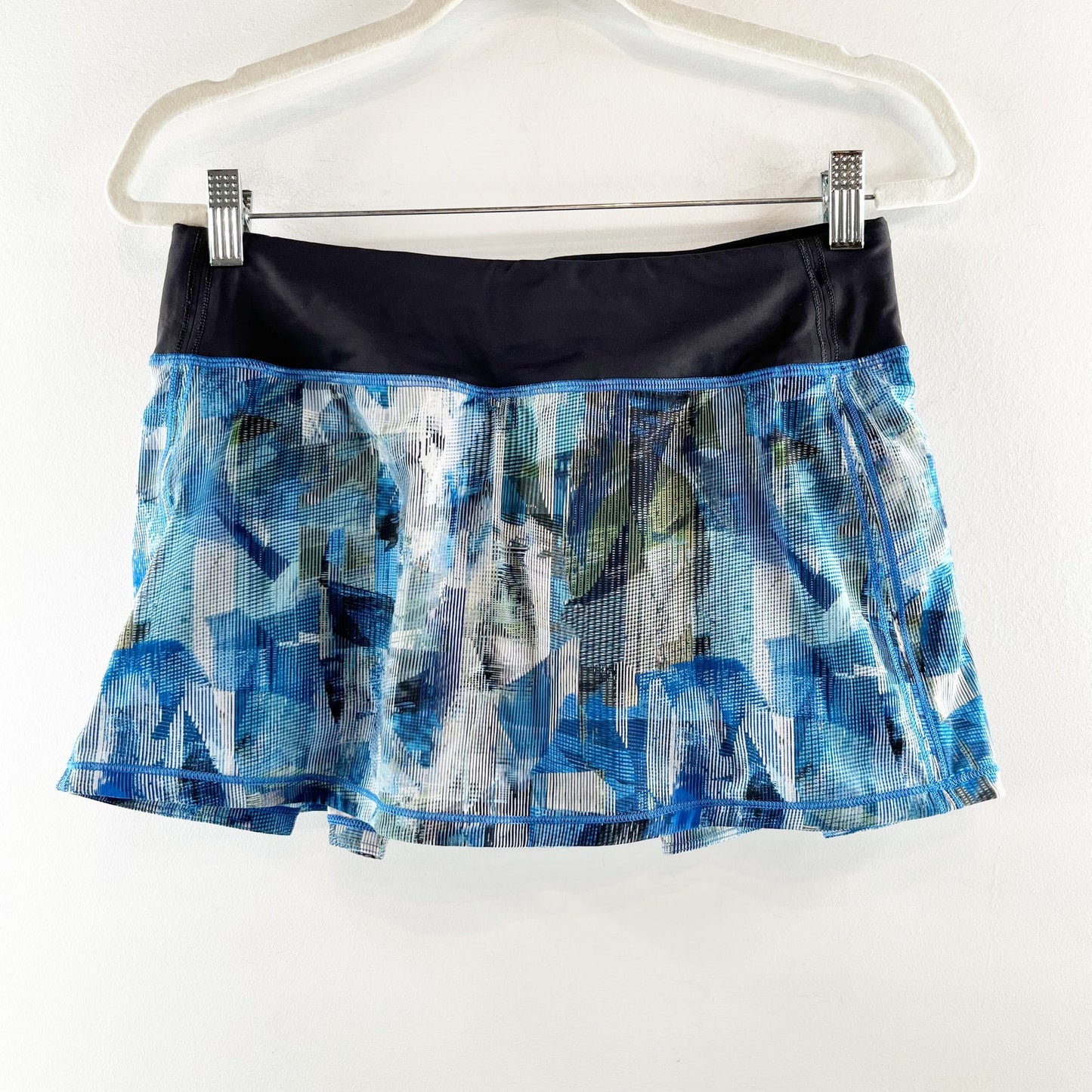 Lululemon Play Off The Pleats Skirt 13" Sun Dazed Multi Blue / Super Dark 6