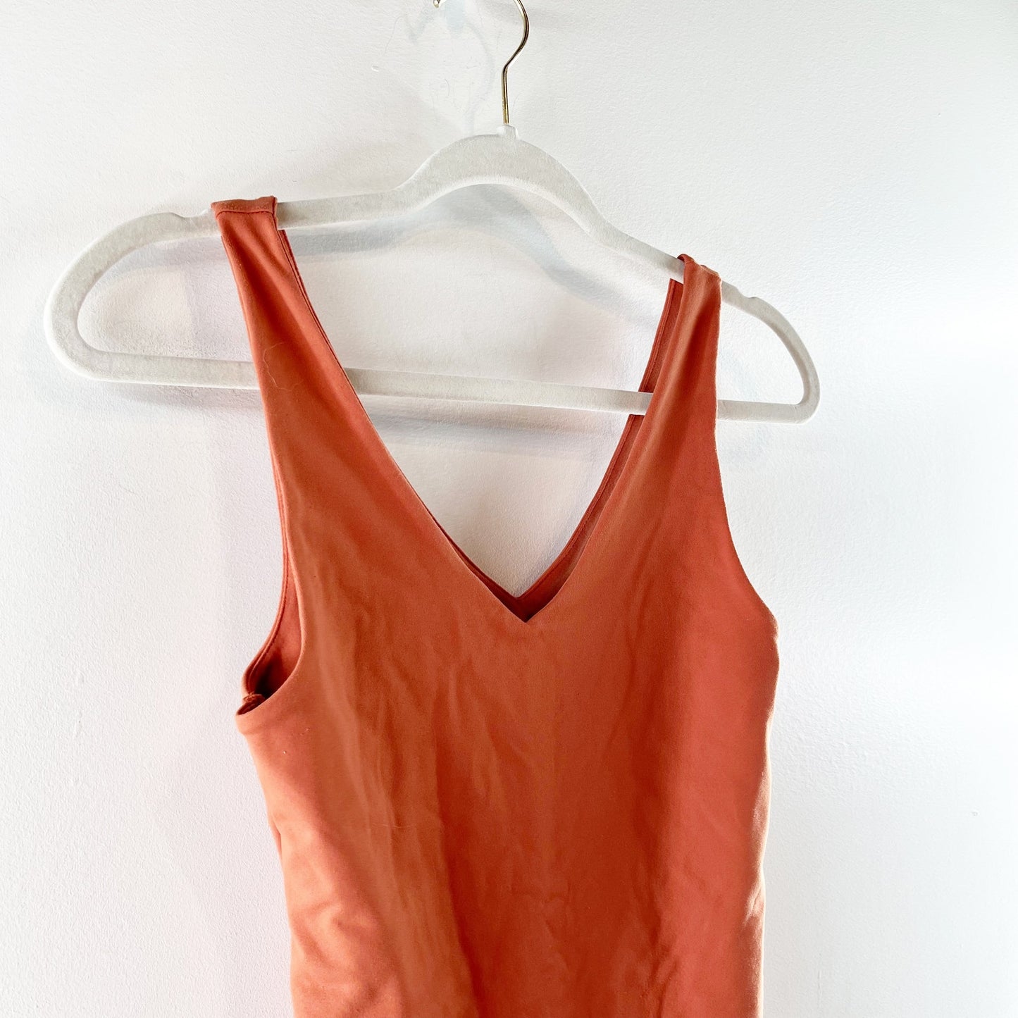Abercrombie Soft AF Seamless V Neck Thong Bodysuit Tank Top Terracotta Small