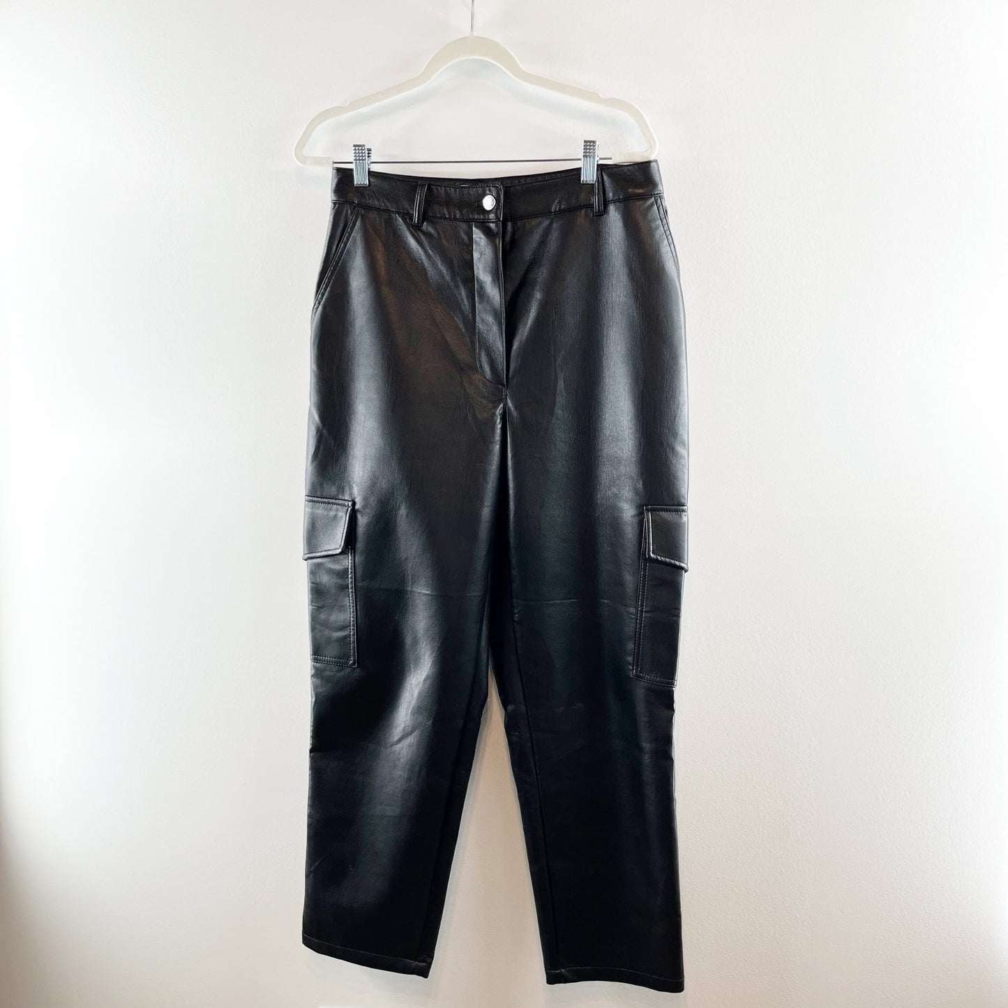 Wilfred Aritzia Faux Leather High Rise Modern Cargo Pants Black 12 / 31
