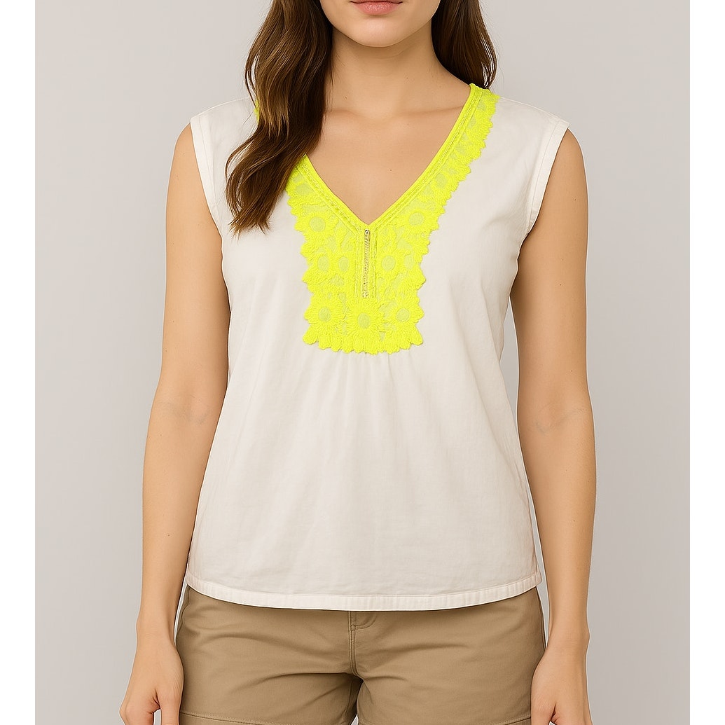 Roberta Roller Rabbit 100% Cotton Embroidered V-Neck Blouse White Green Medium