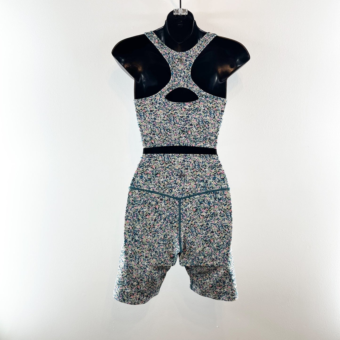 Sage Collective Floral Two Piece Sports Bra and Biker Shorts Set Blue Green XS