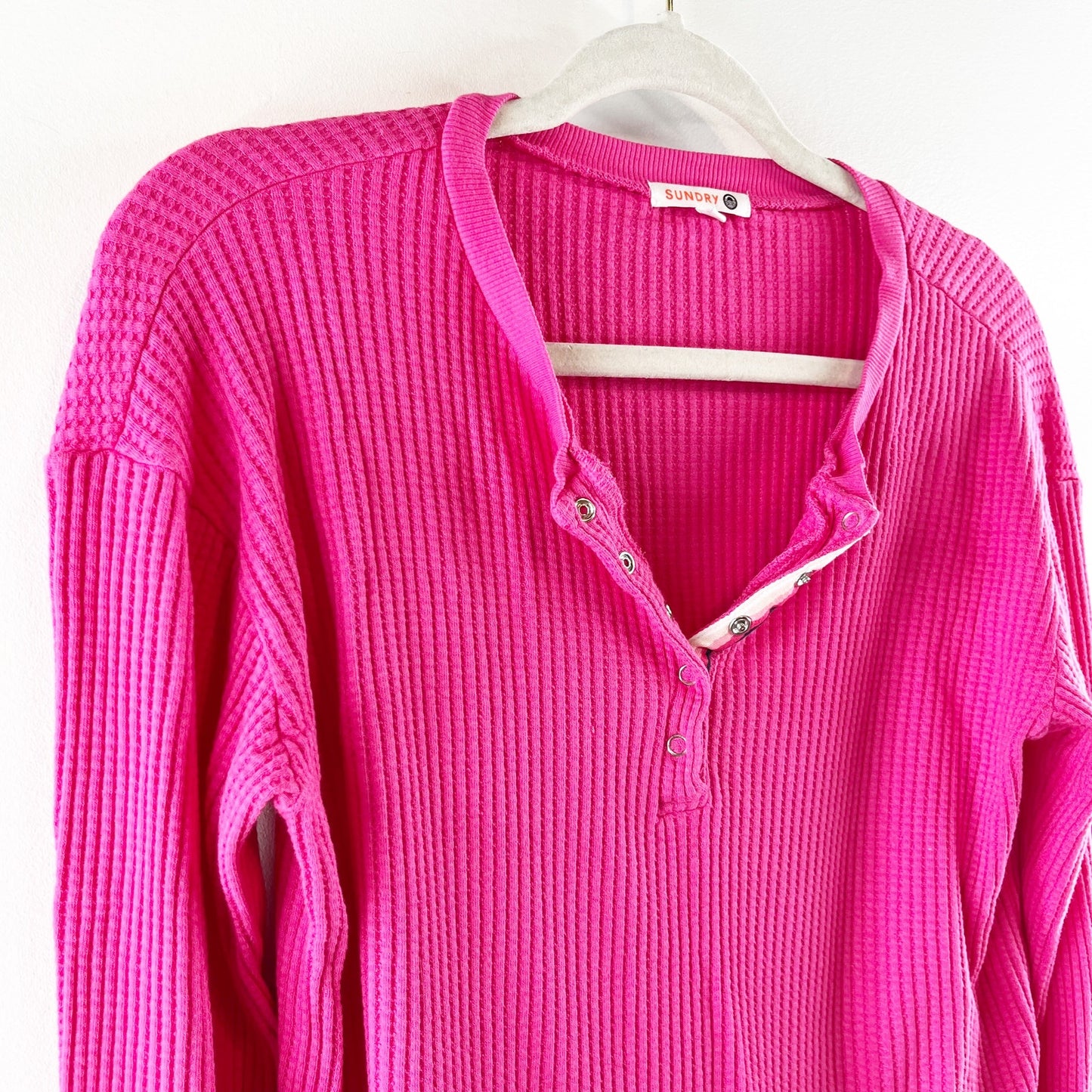 Sundry Evereve Long Sleeve Henley Waffle Thermal Snap Tee Pink XS