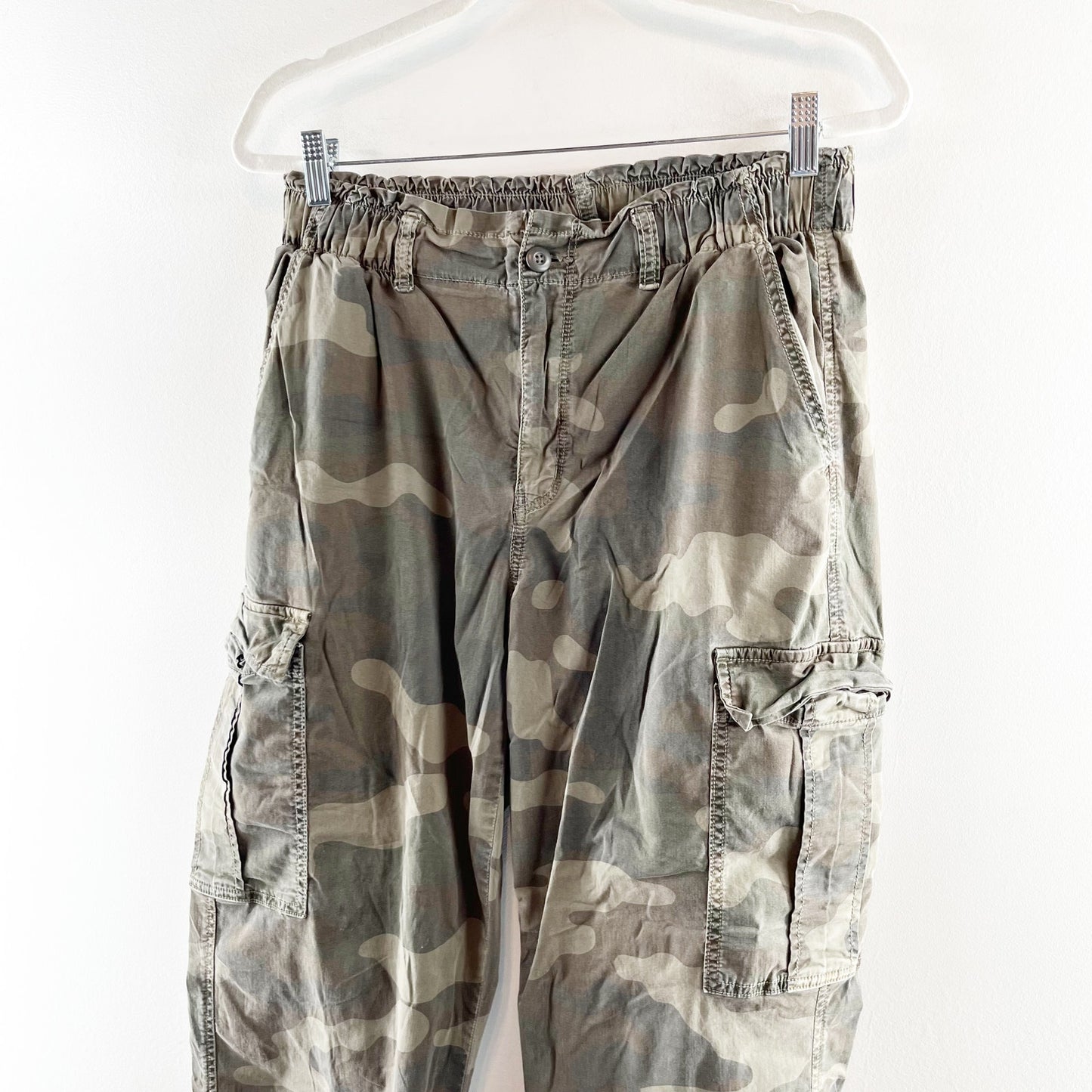 American Eagle Camo High Rise Jogger Cargo Pants Green 10