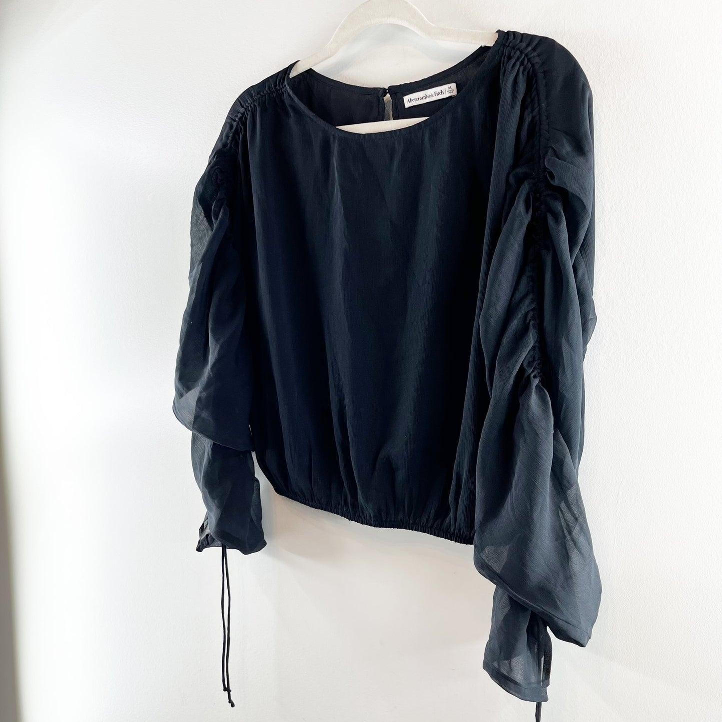 Abercrombie & Fitch Long Sleeve Ruched Gathered Elastic Hem Black Medium