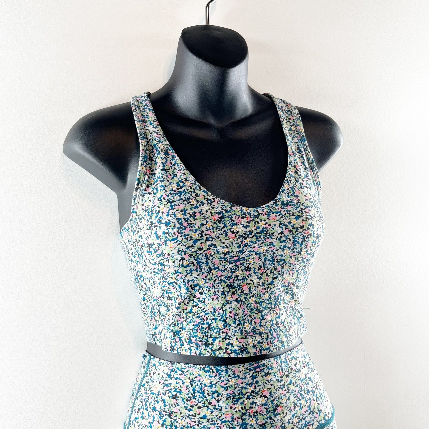 Sage Collective Floral Two Piece Sports Bra and Biker Shorts Set Blue Green XS
