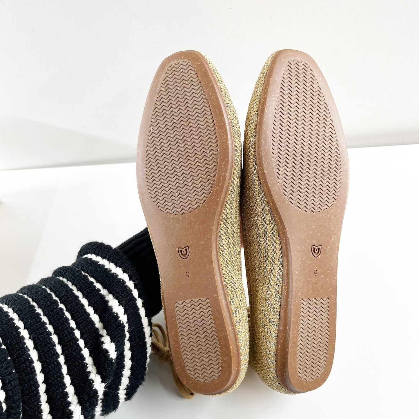 Rothy's The Square Wrap Ballerina Flats Shoes Gold Stripe 9