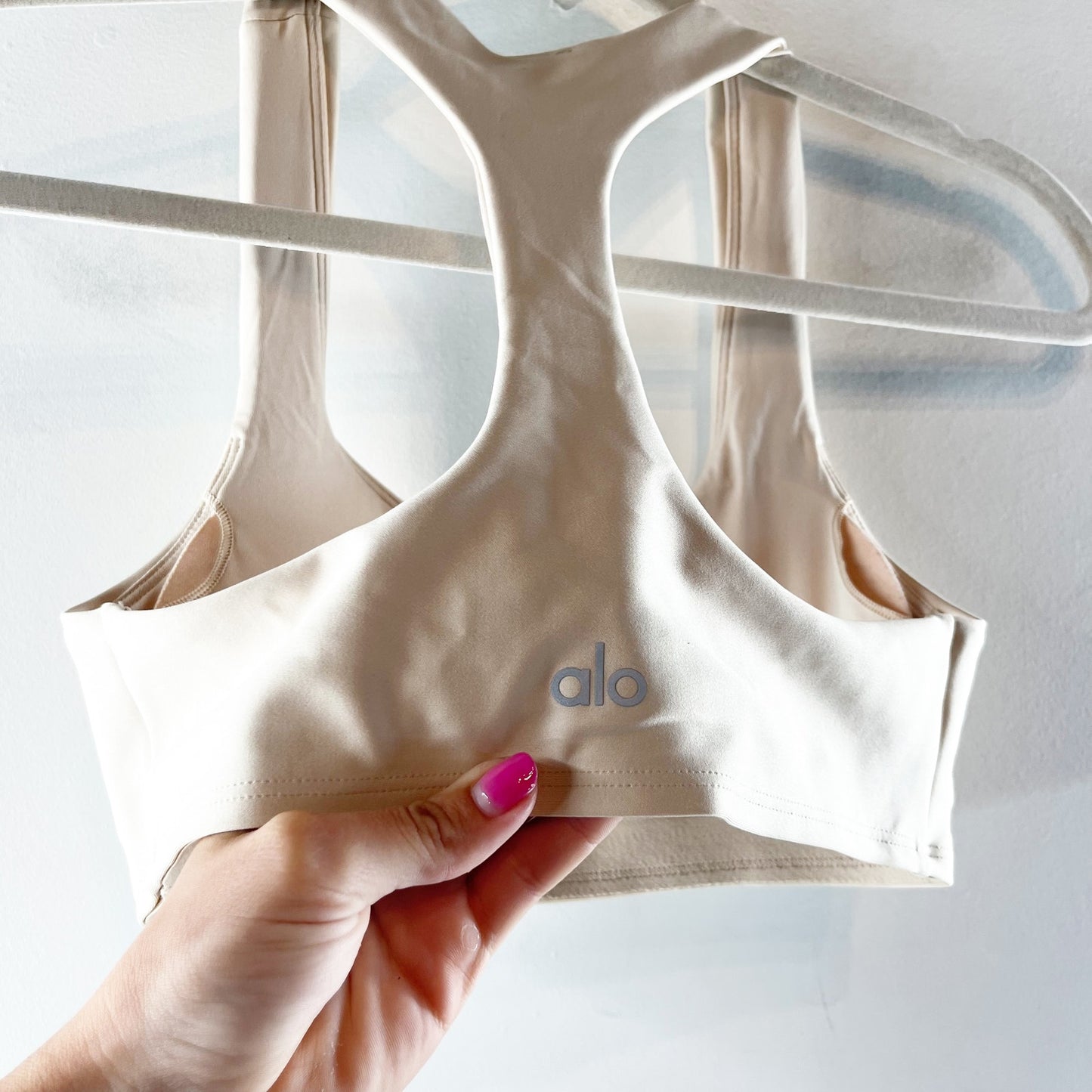 Alo Airlift Advantage Racerback Bra Macadamia Tan Beige Small