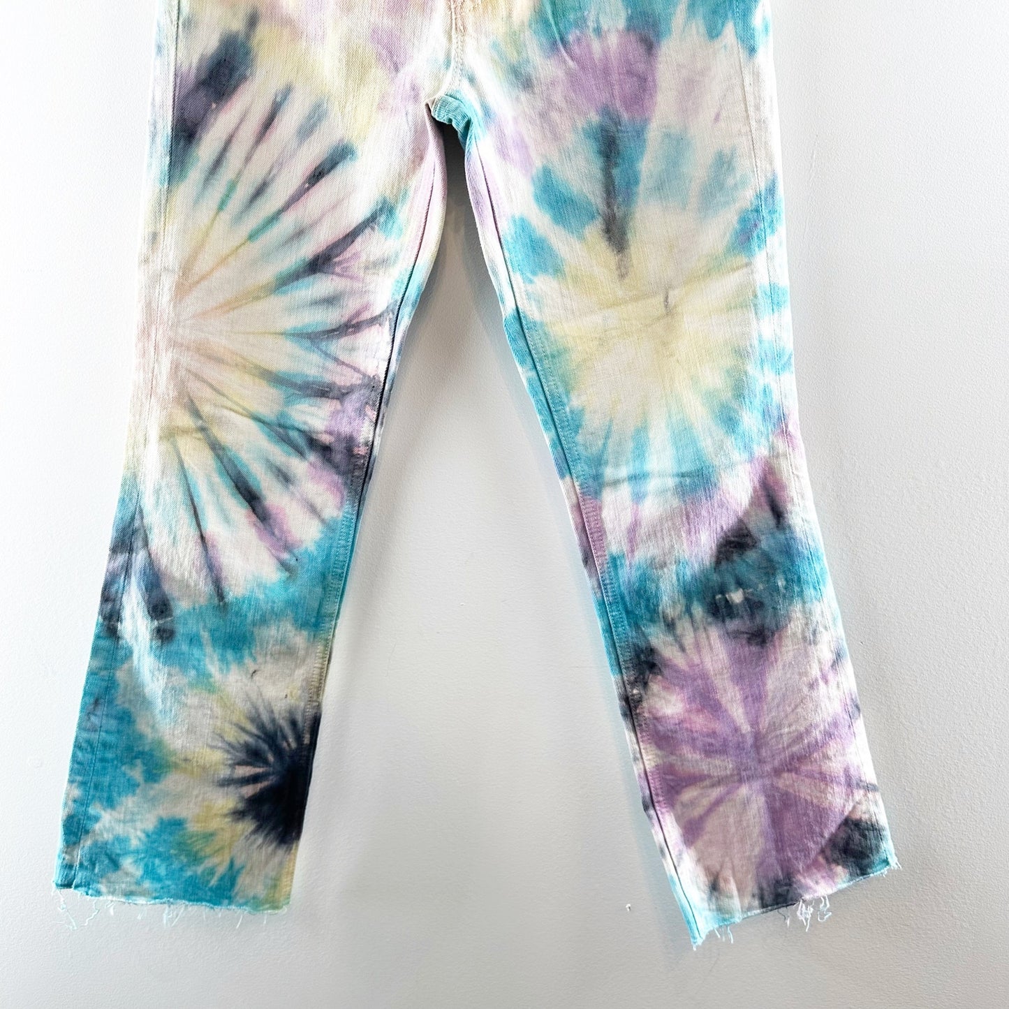Mother The Tripper Cropped Boot Tie Dye Jeans Swirling Secrets 25
