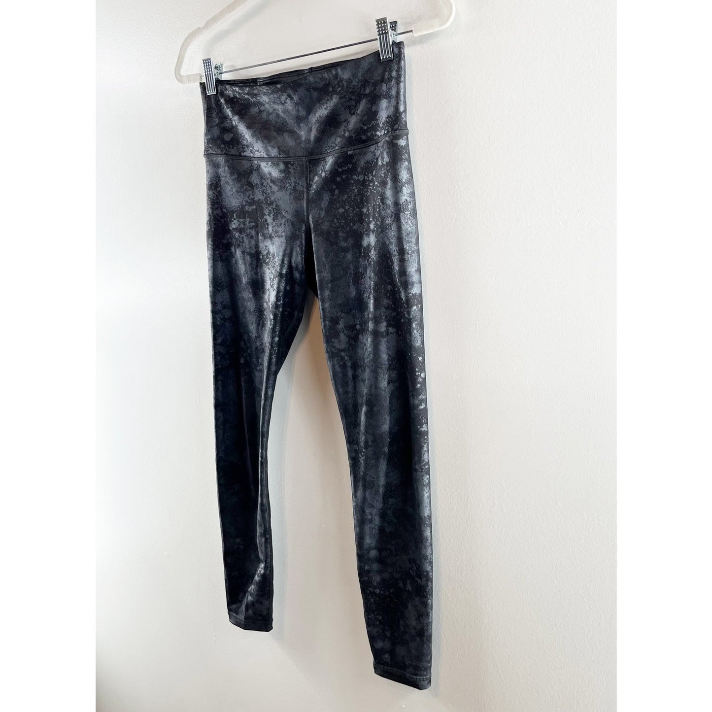 Athleta Elation Ultra High Rise Misty Lace Tights Leggings Black Small