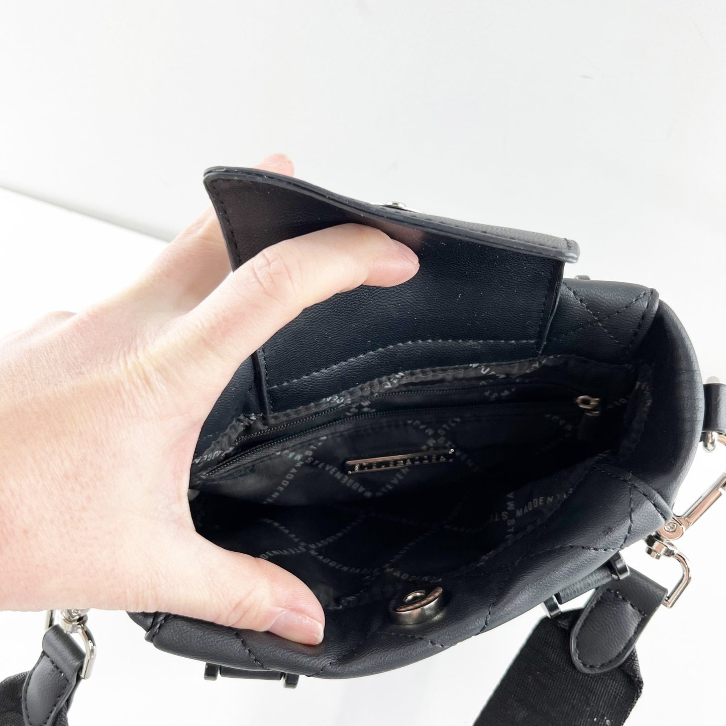 Steve Madden Quilted Mini Crossbody Purse Bag Black