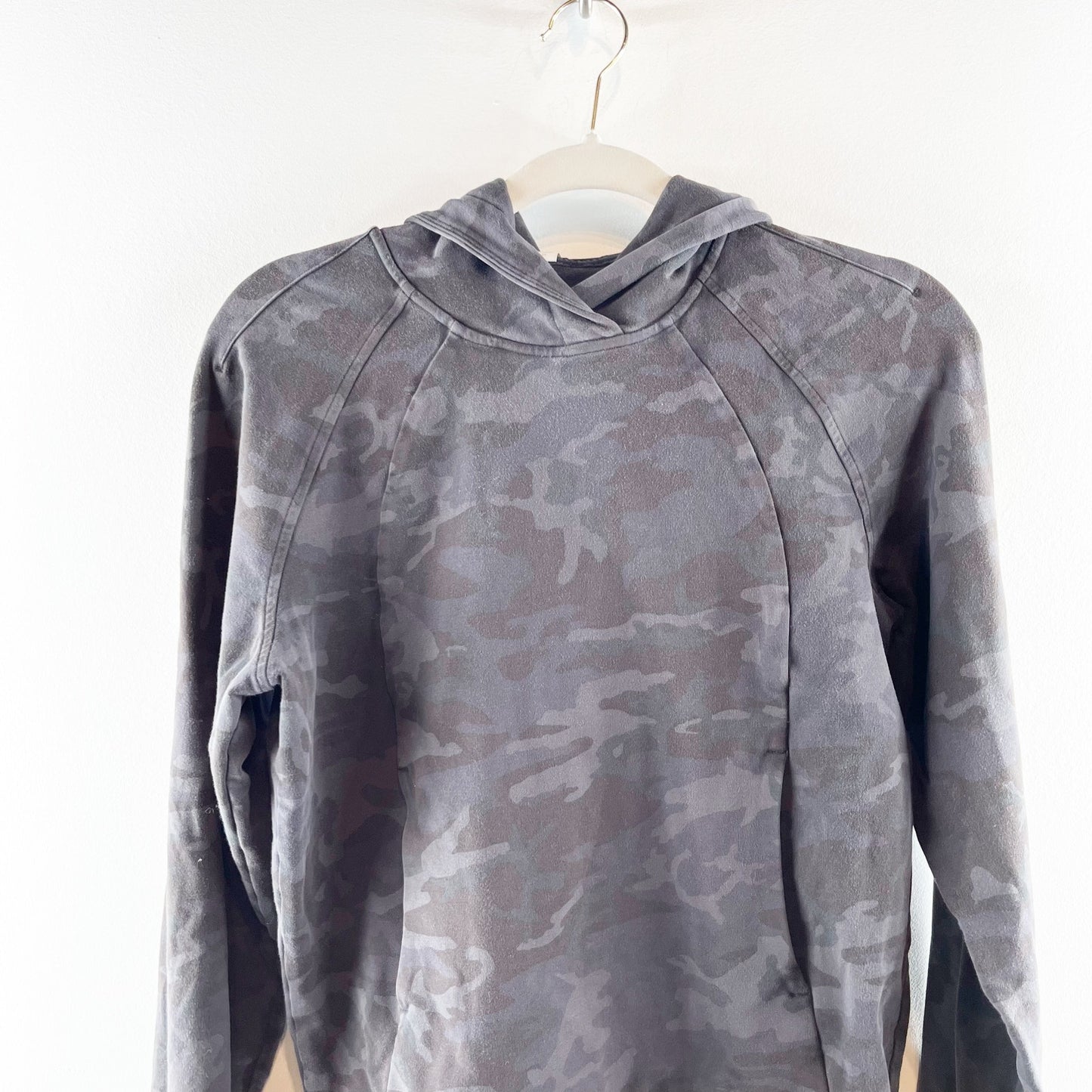 Lululemon Scuba Hoodie Pullover Sweatshirt Incognito Camo Multi Grey 2