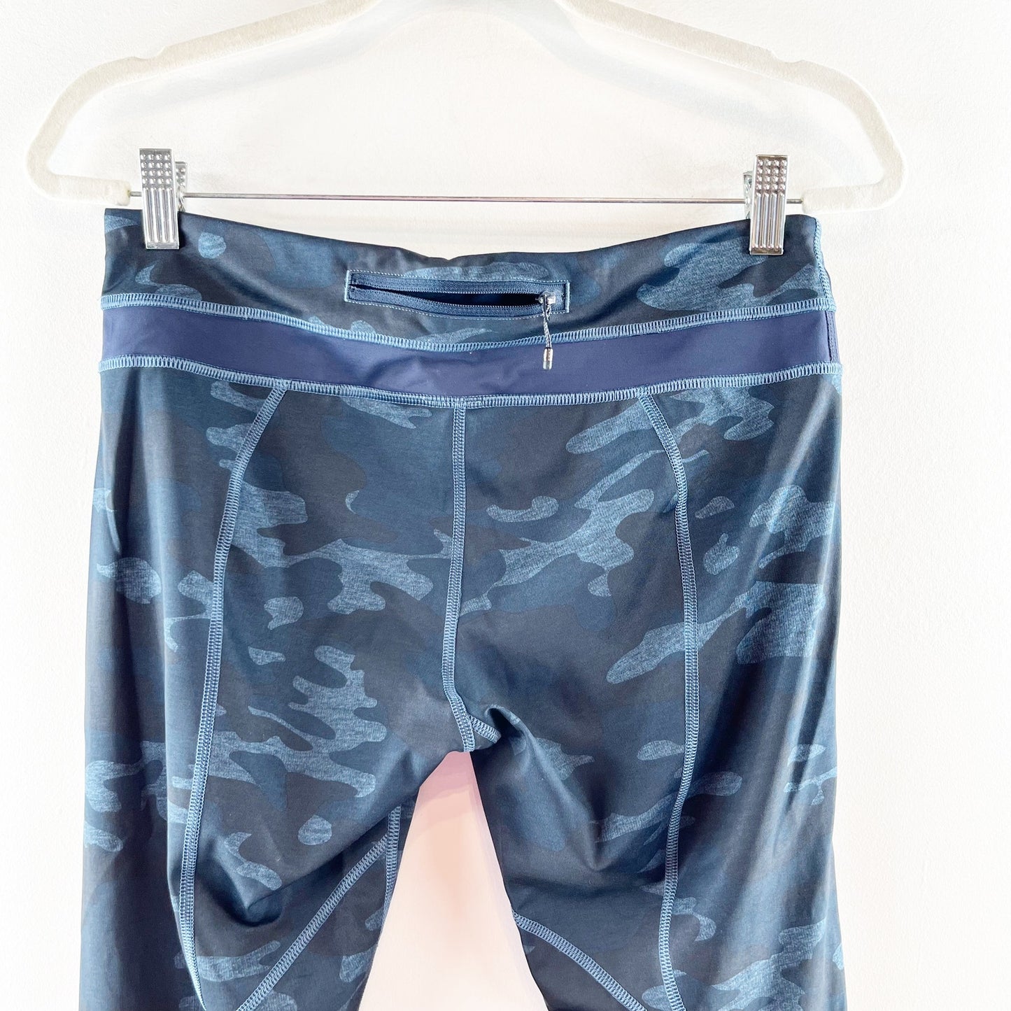 Lululemon Mid Rise Run Inspire Crop Camo Leggings Blue 8